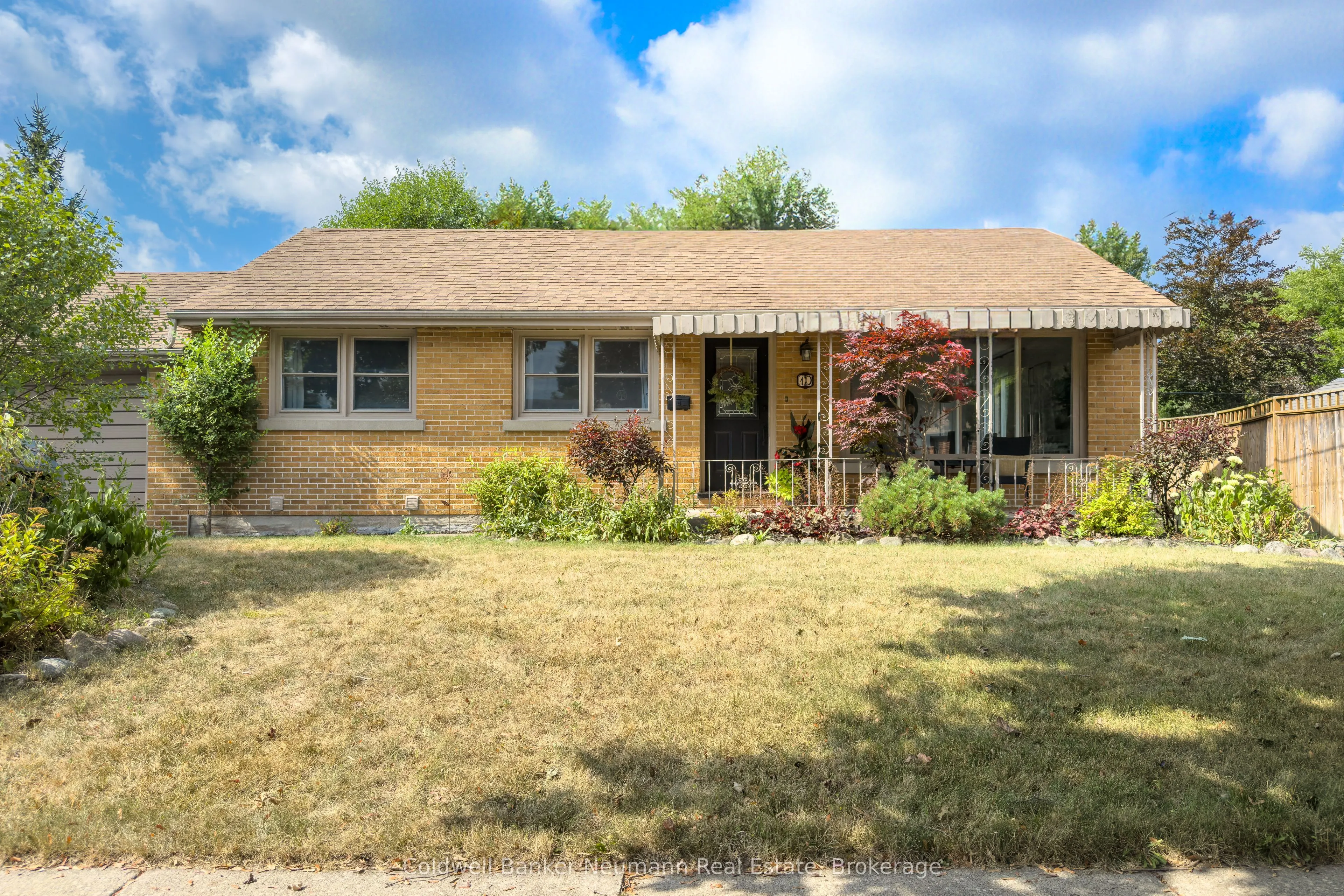 10 Western Avenue, #Lower