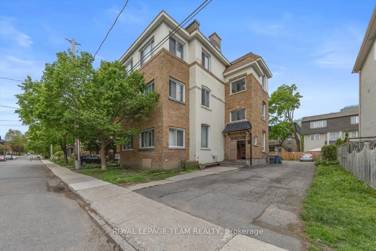 479 Cooper Street