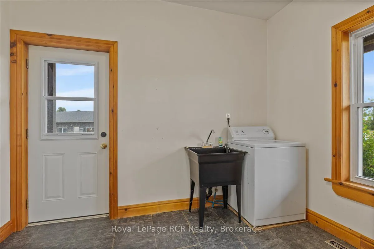 283054 Southgate-Glenelg Townline