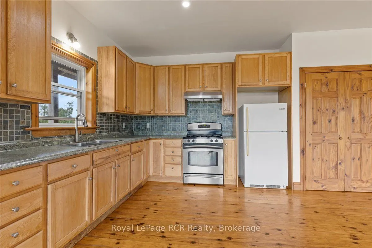 283054 Southgate-Glenelg Townline