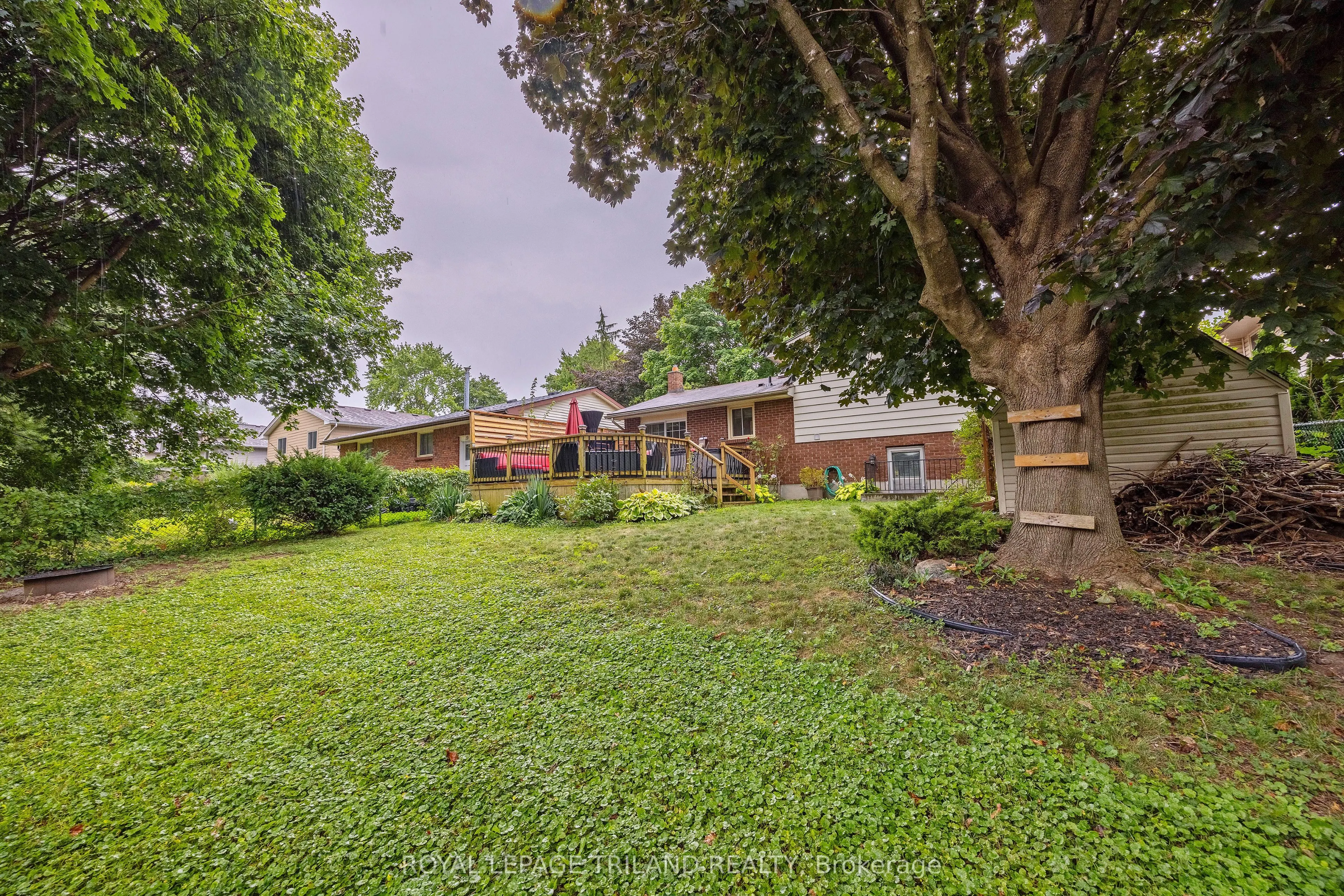 17 Winding Way Crescent