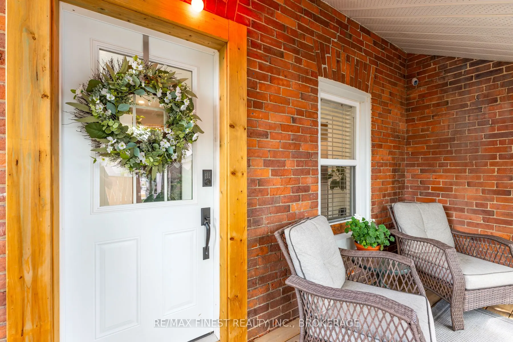 55 Bridge Street W