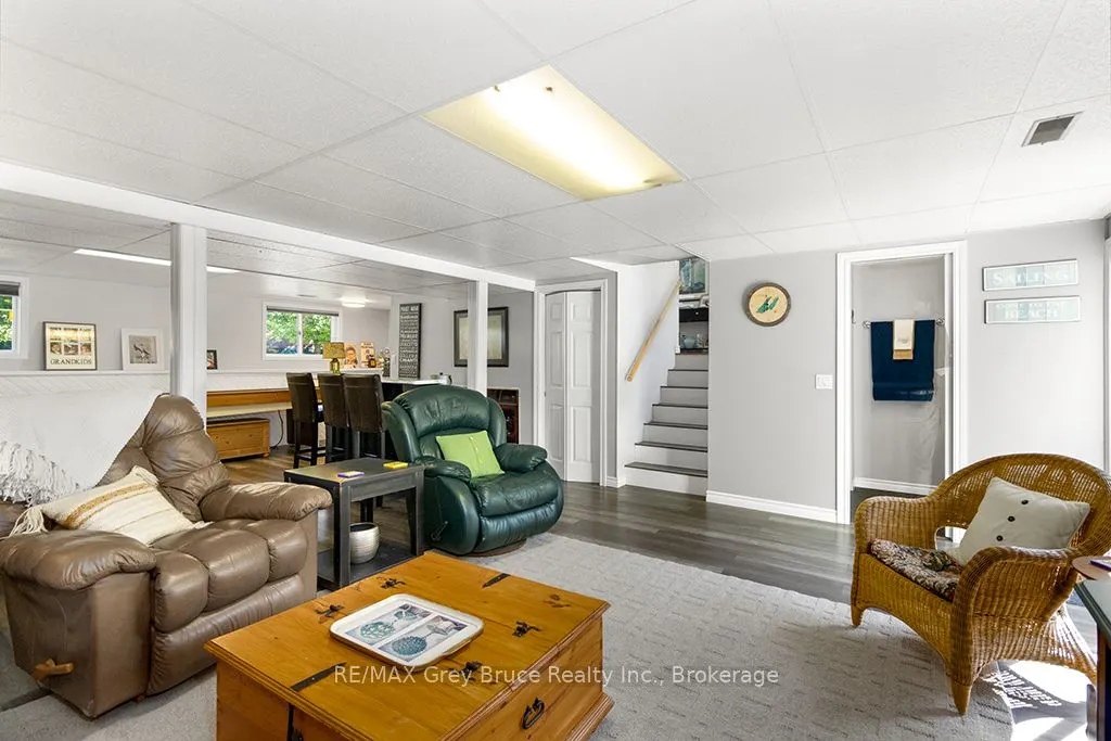 699 20TH Street W