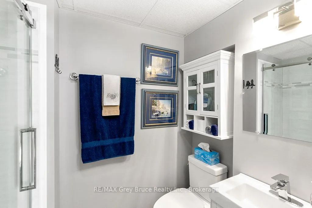 699 20TH Street W