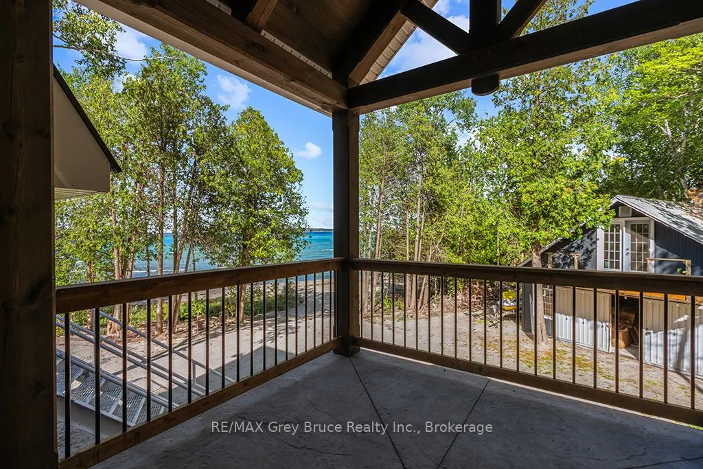 504075 Grey Road 1 Road
