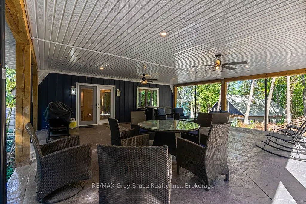 504075 Grey Road 1 Road