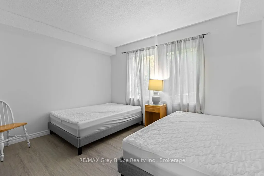 504075 Grey Road 1 Road