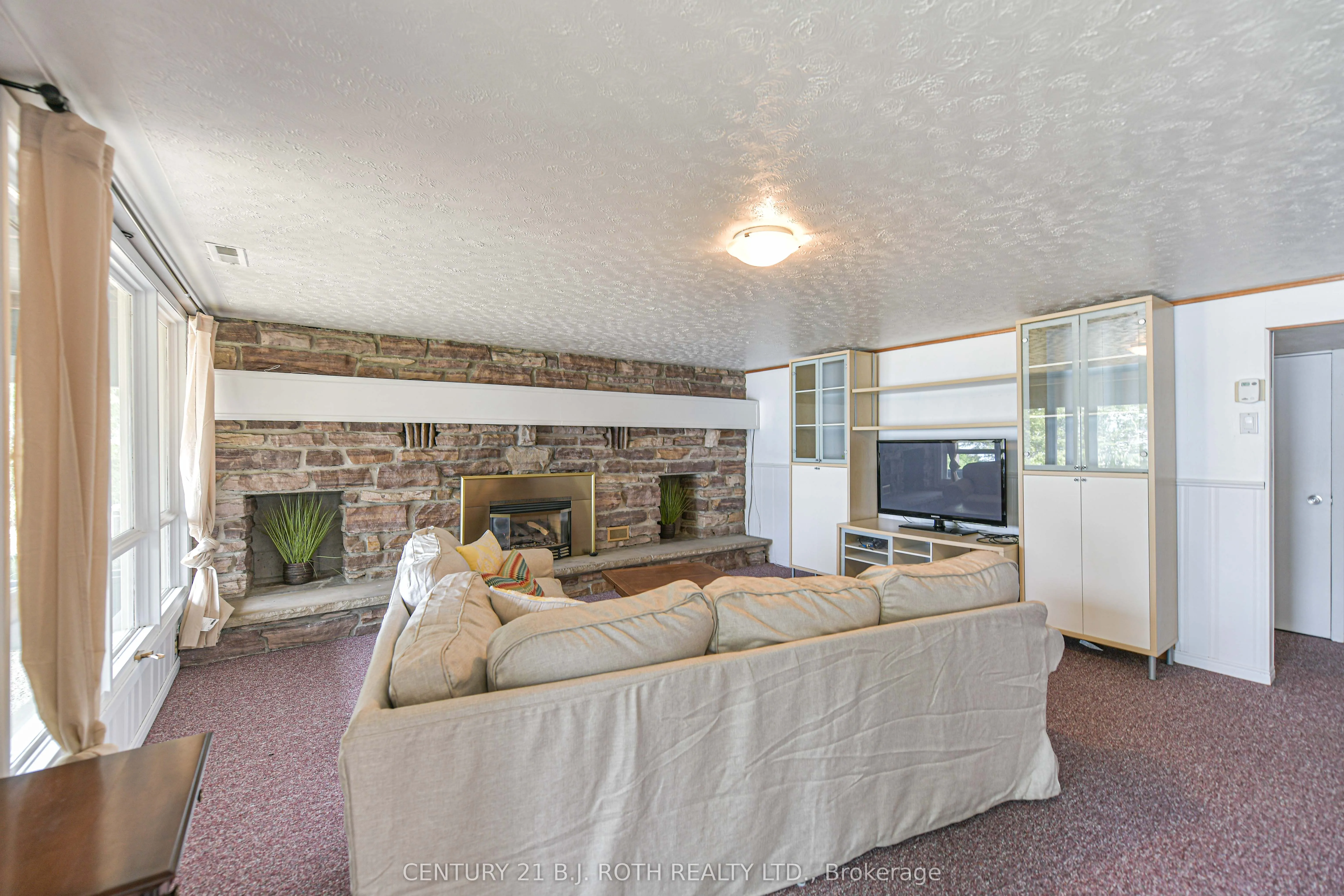71 Campbells Beach Road