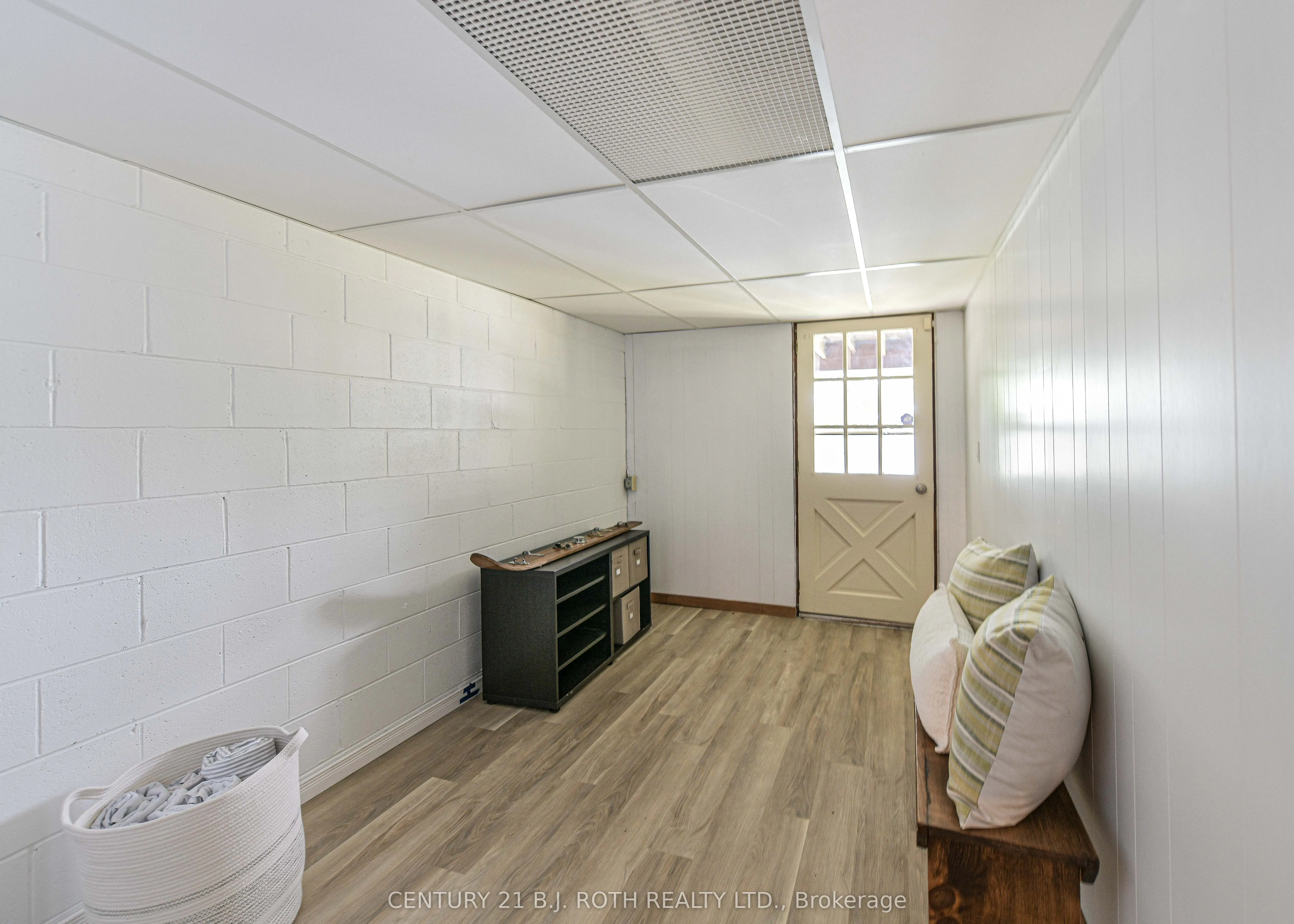 71 Campbells Beach Road