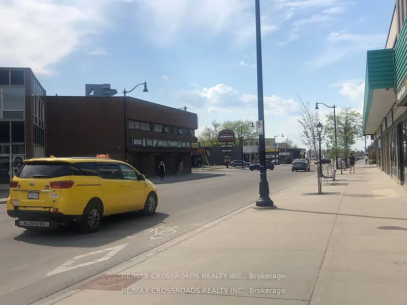 842 Princess Street