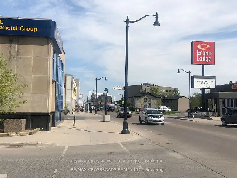 842 Princess Street