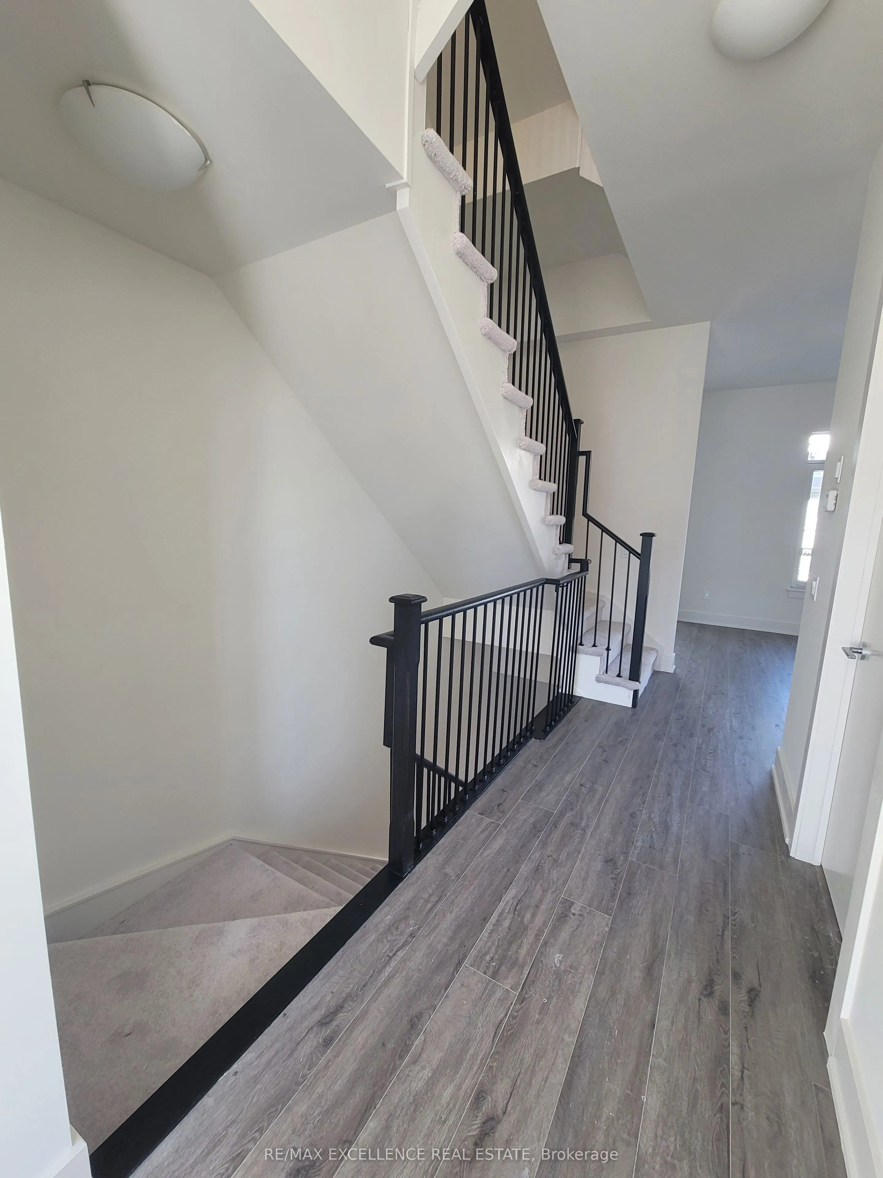 74 Windward Drive, #TH 11