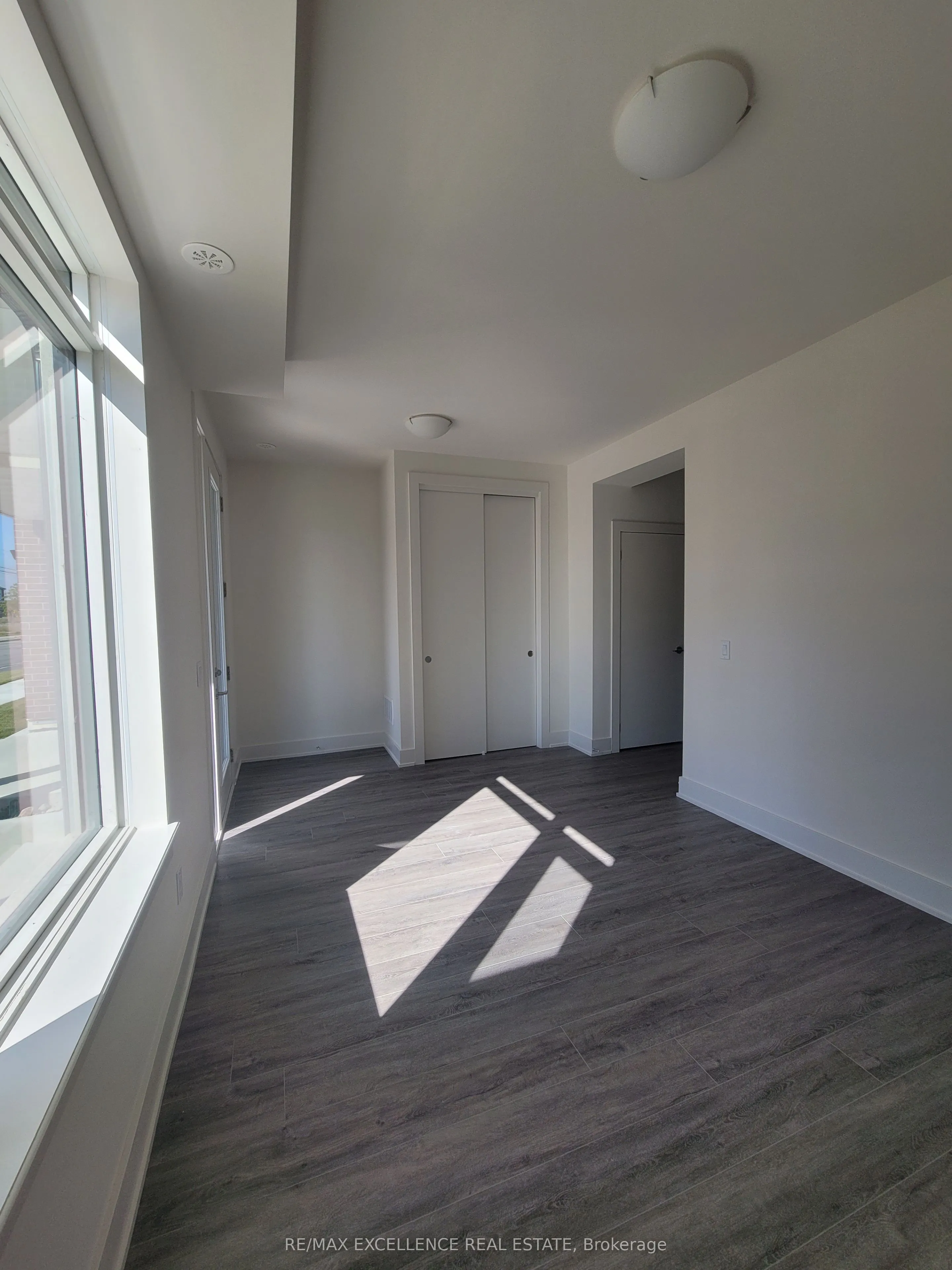 74 Windward Drive, #TH 11