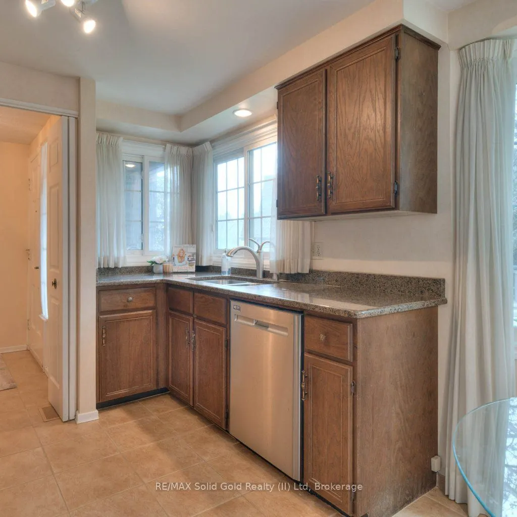 487 Beechwood Drive, #2