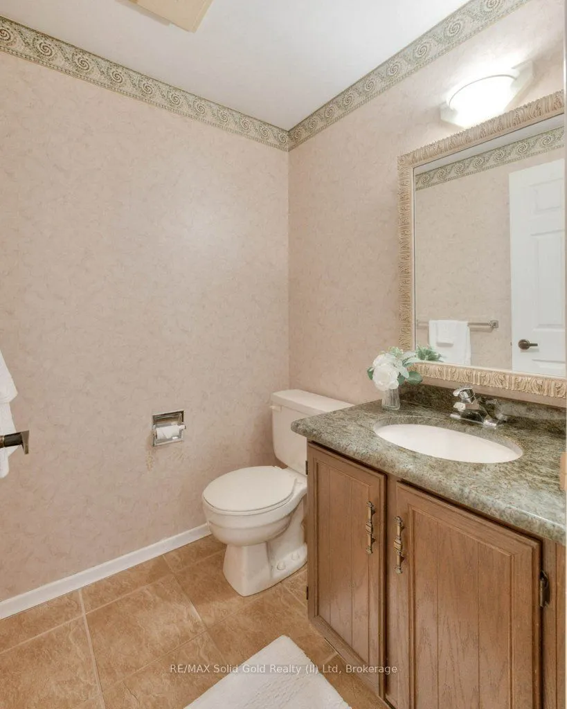 487 Beechwood Drive, #2