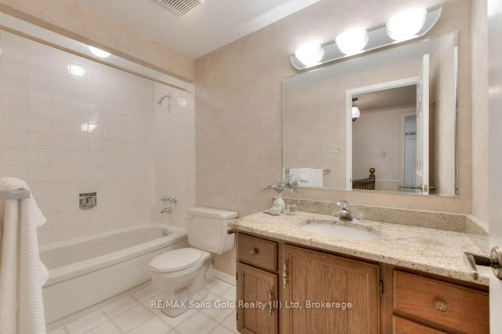 487 Beechwood Drive, #2