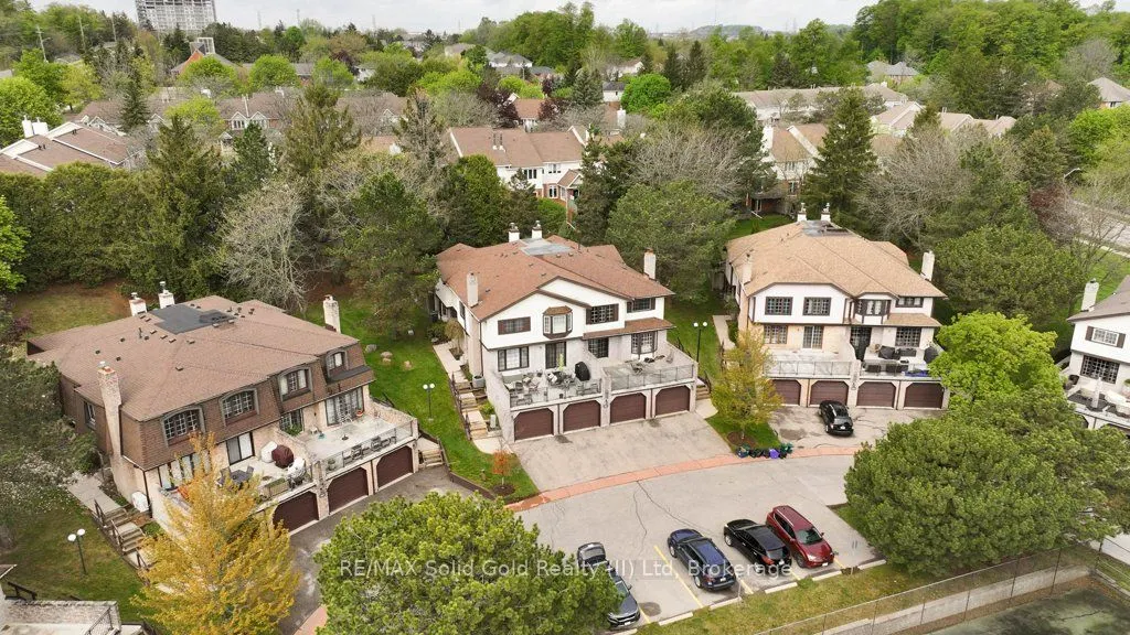 487 Beechwood Drive, #2