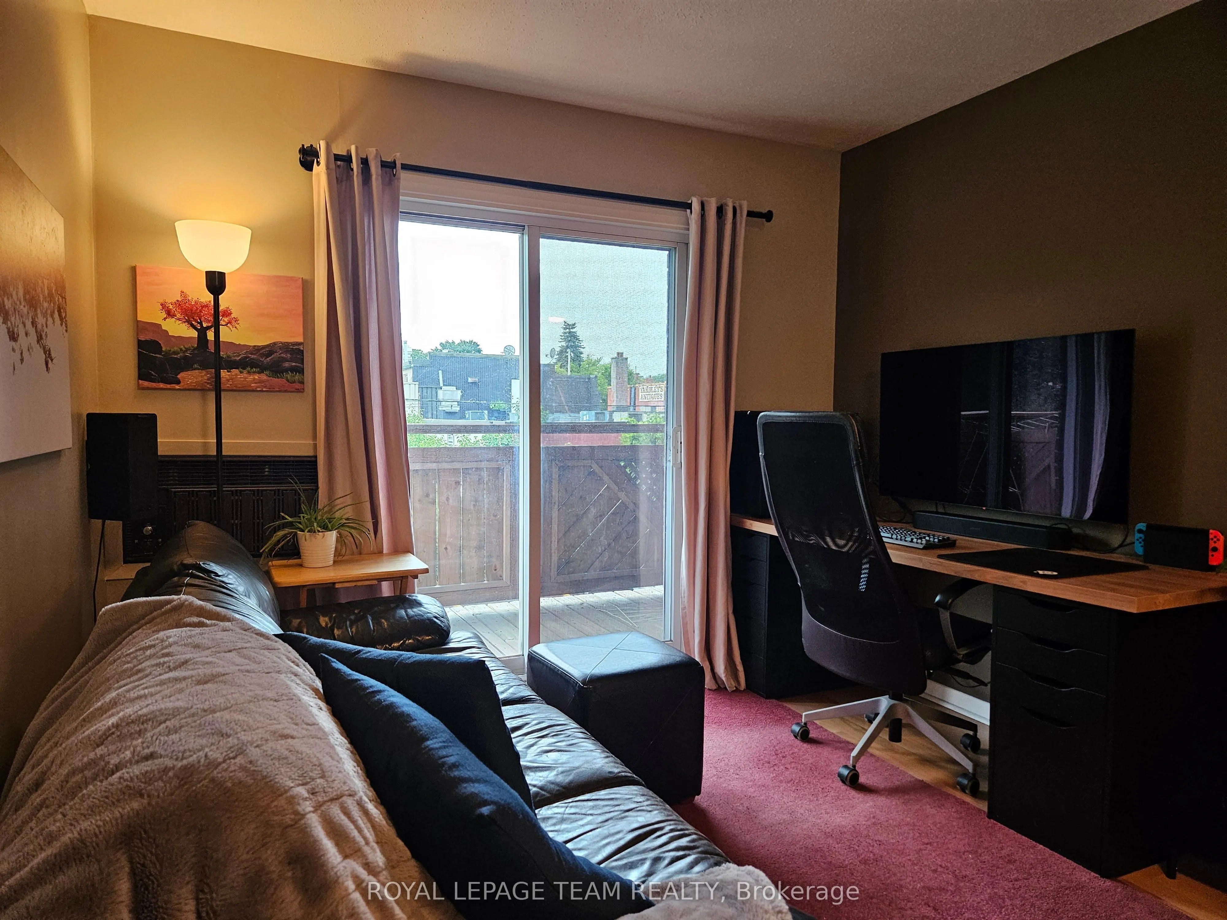 522 Riverdale Avenue S, #5
