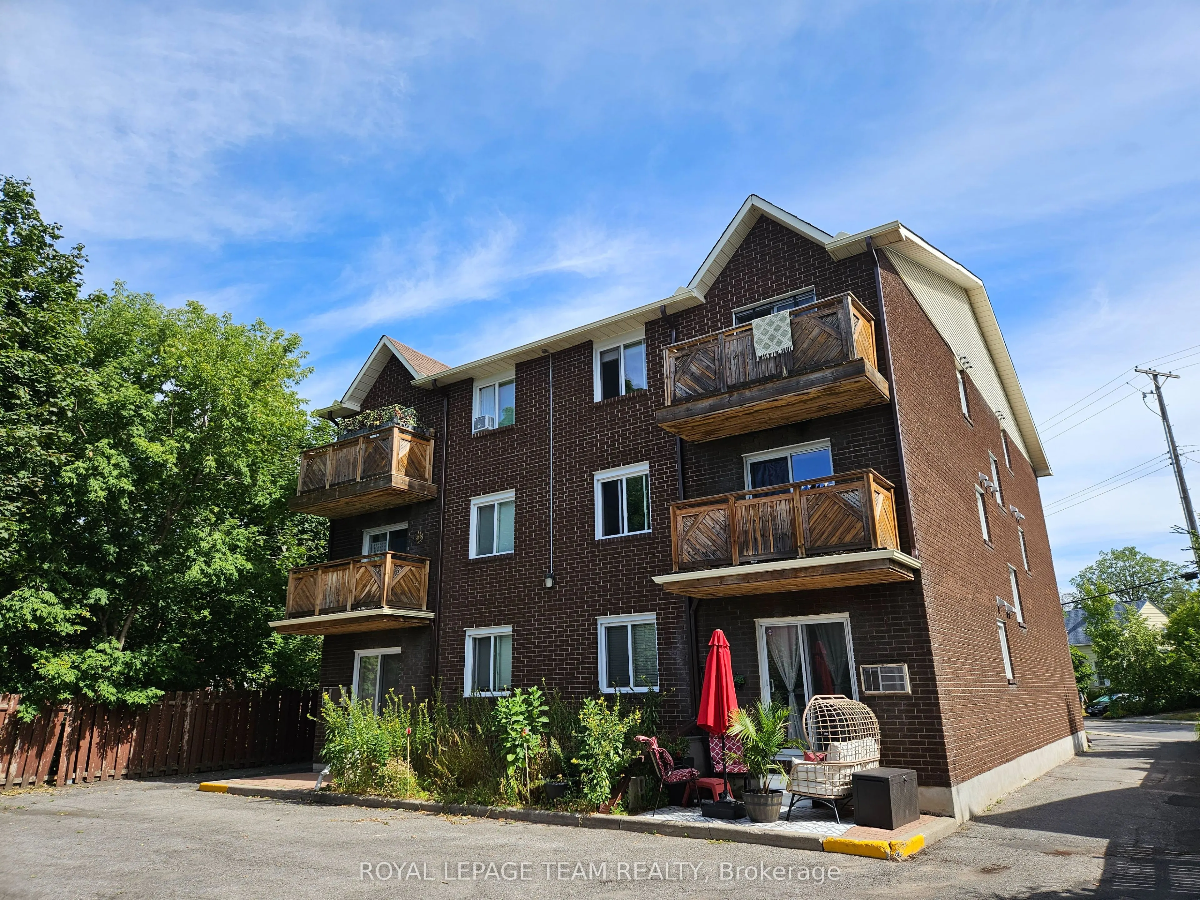 522 Riverdale Avenue S, #5