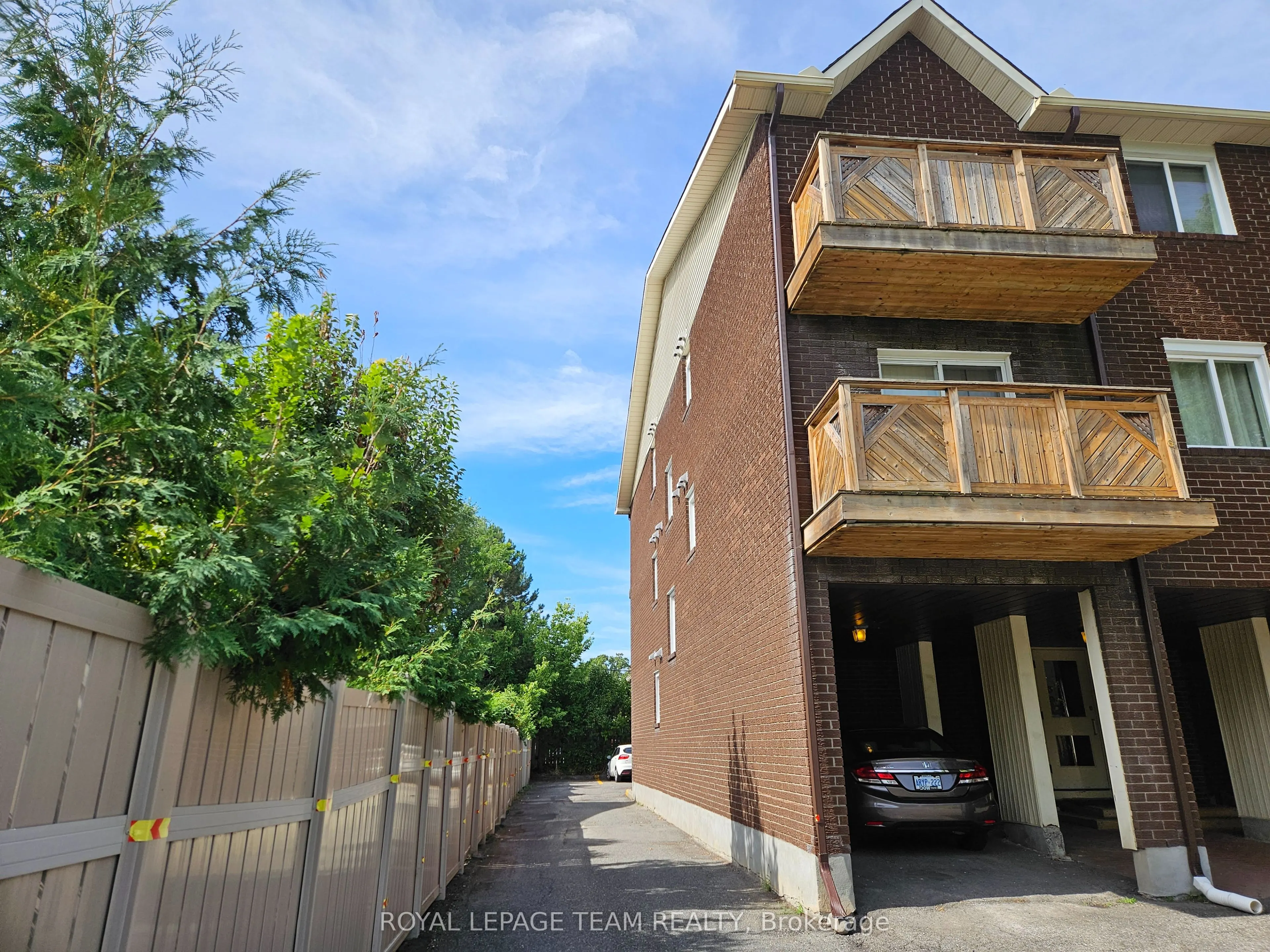522 Riverdale Avenue S, #5