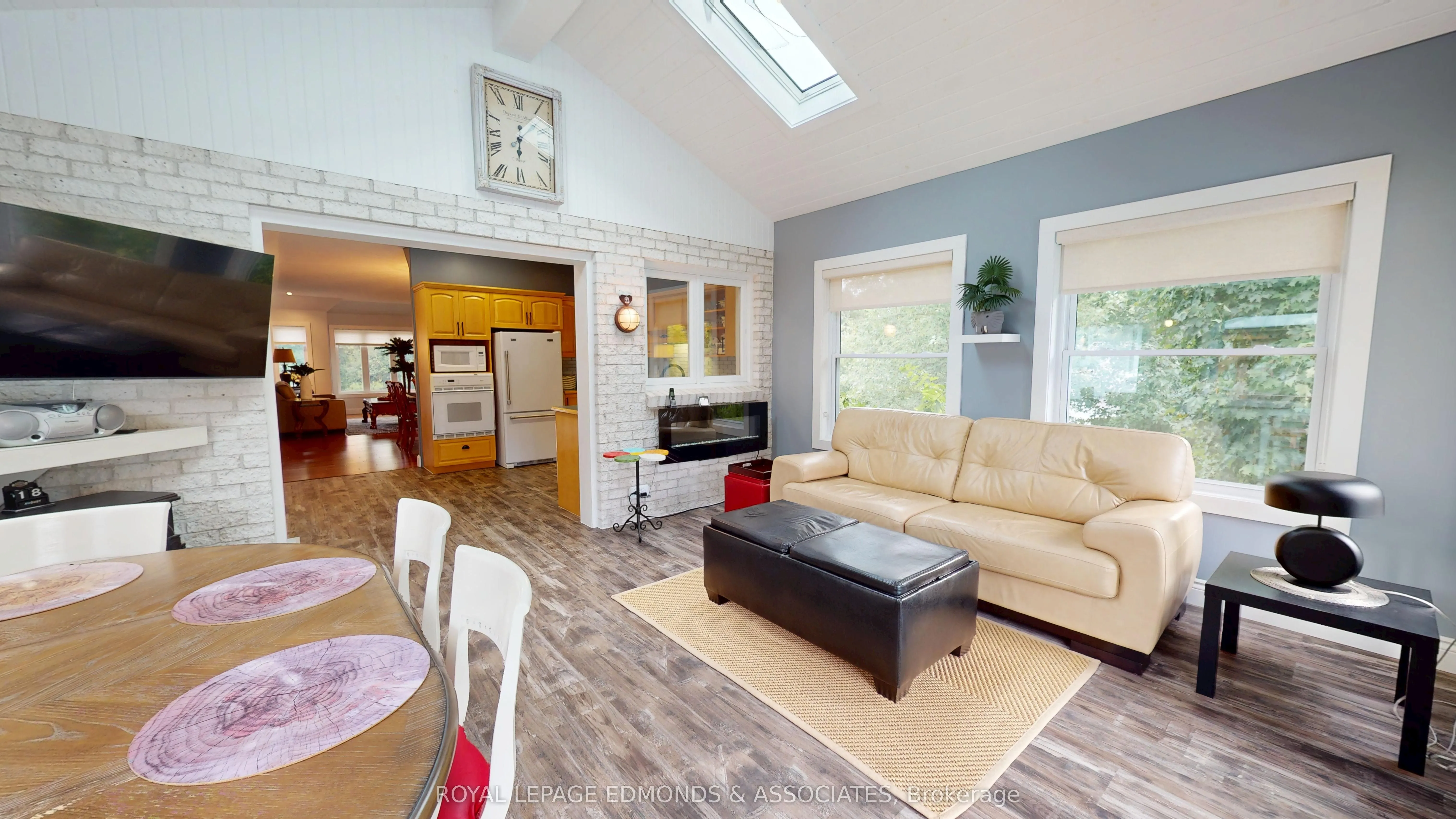 4 Jamie Crescent