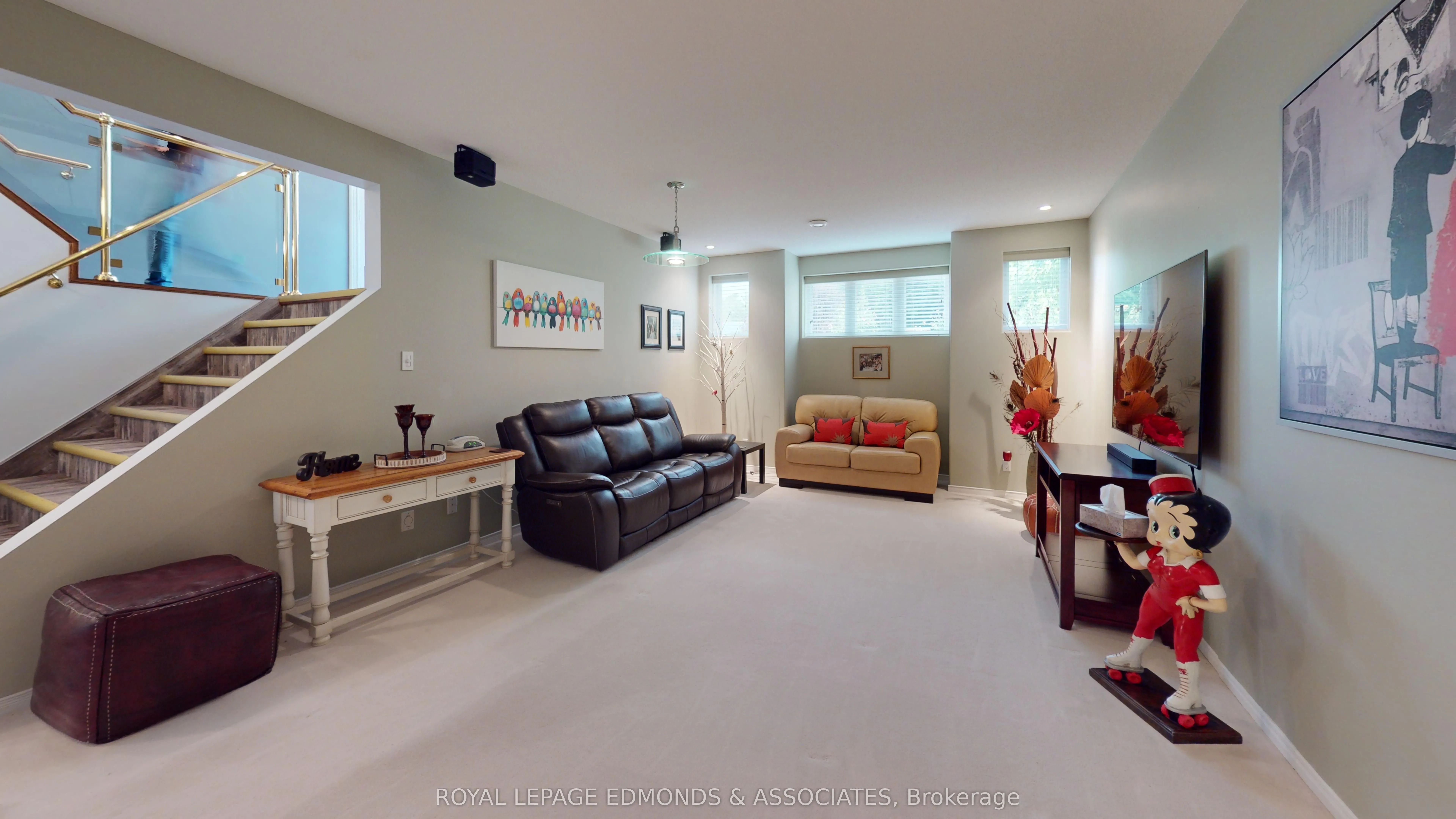 4 Jamie Crescent