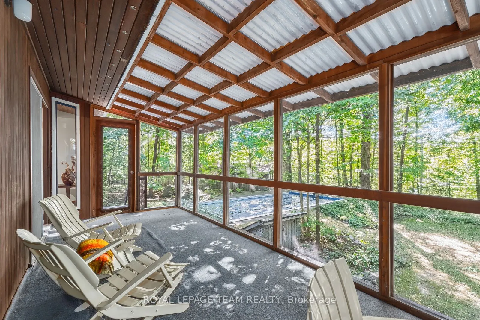 16 Kindle Court