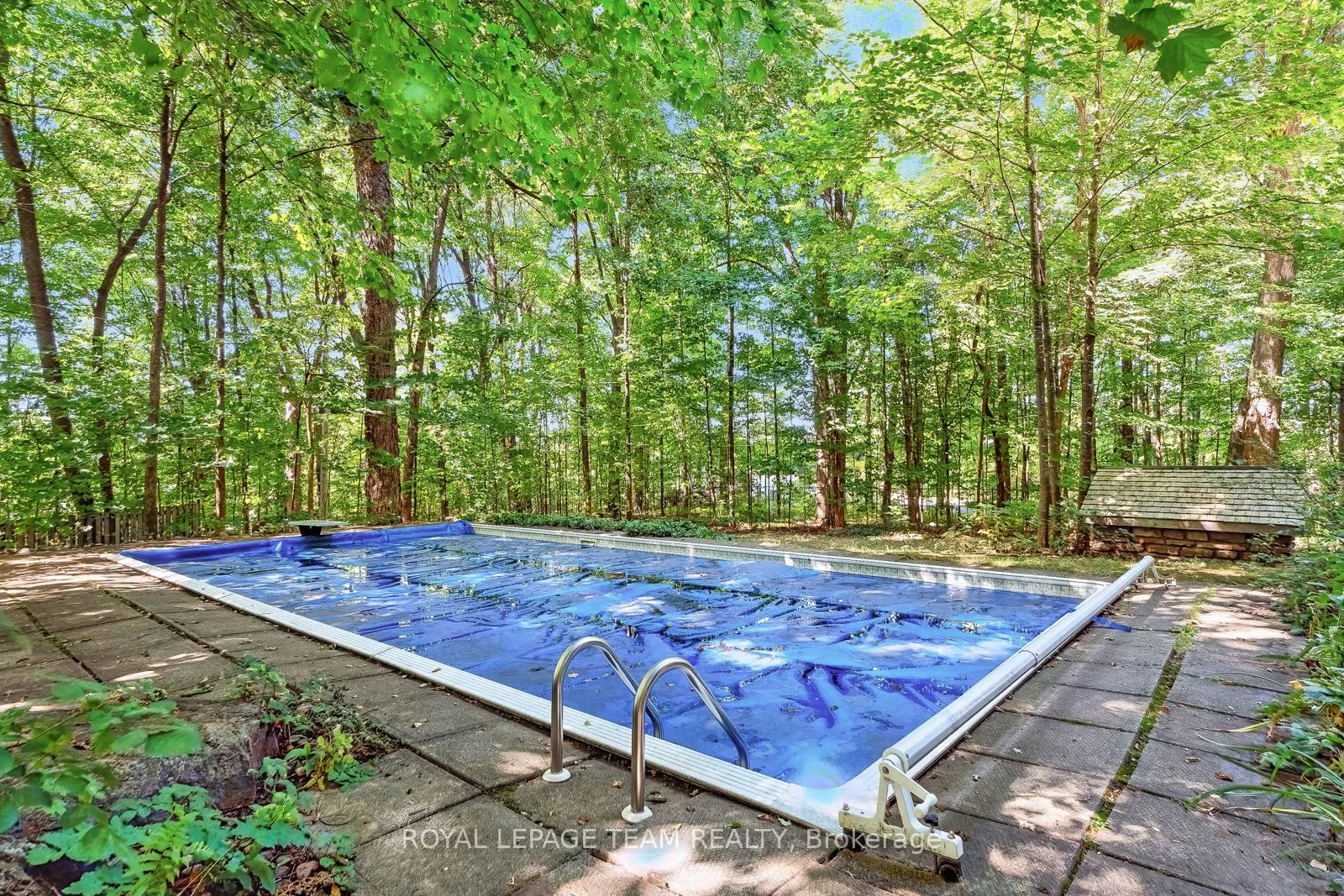 16 Kindle Court
