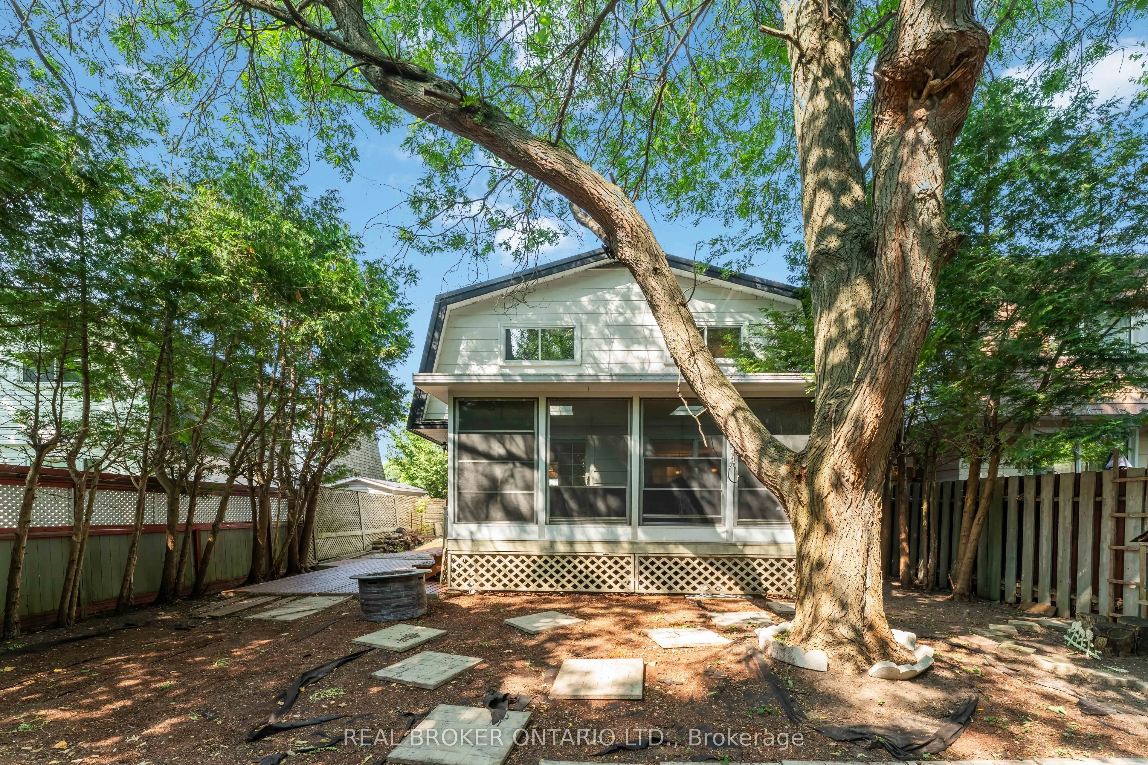 77 Priam Way