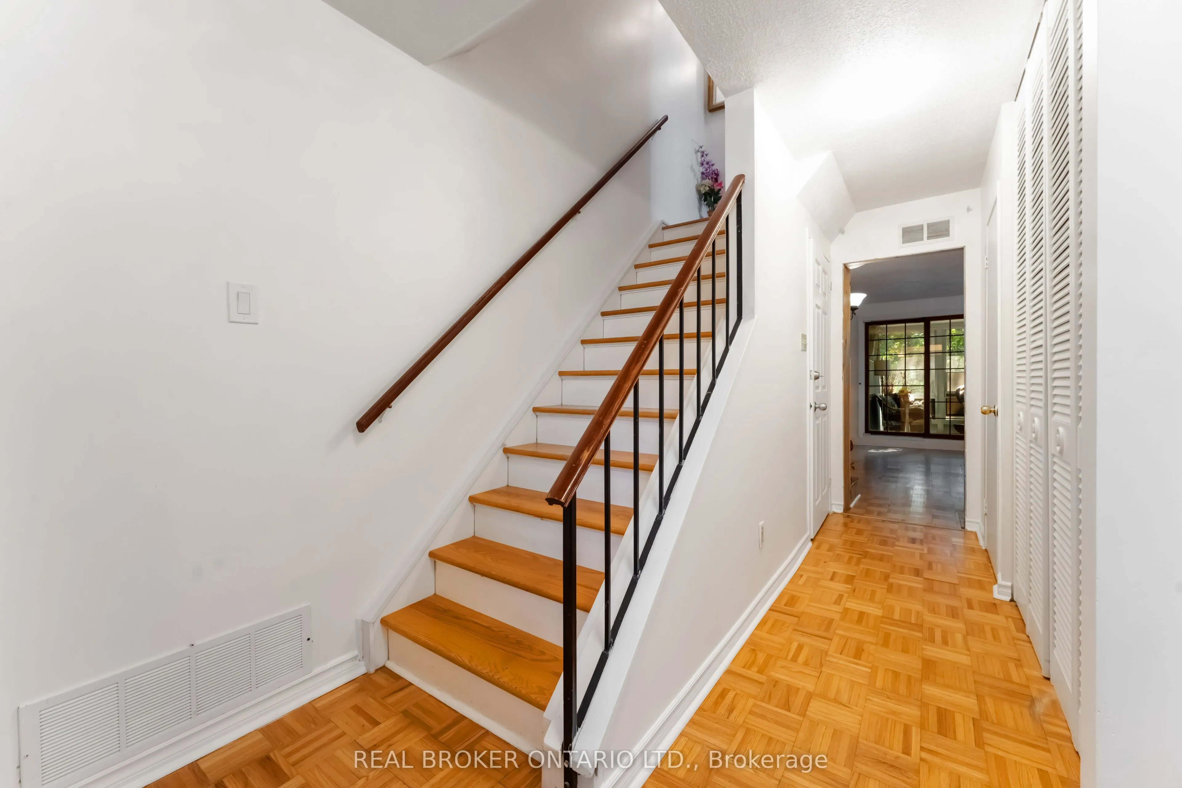 77 Priam Way