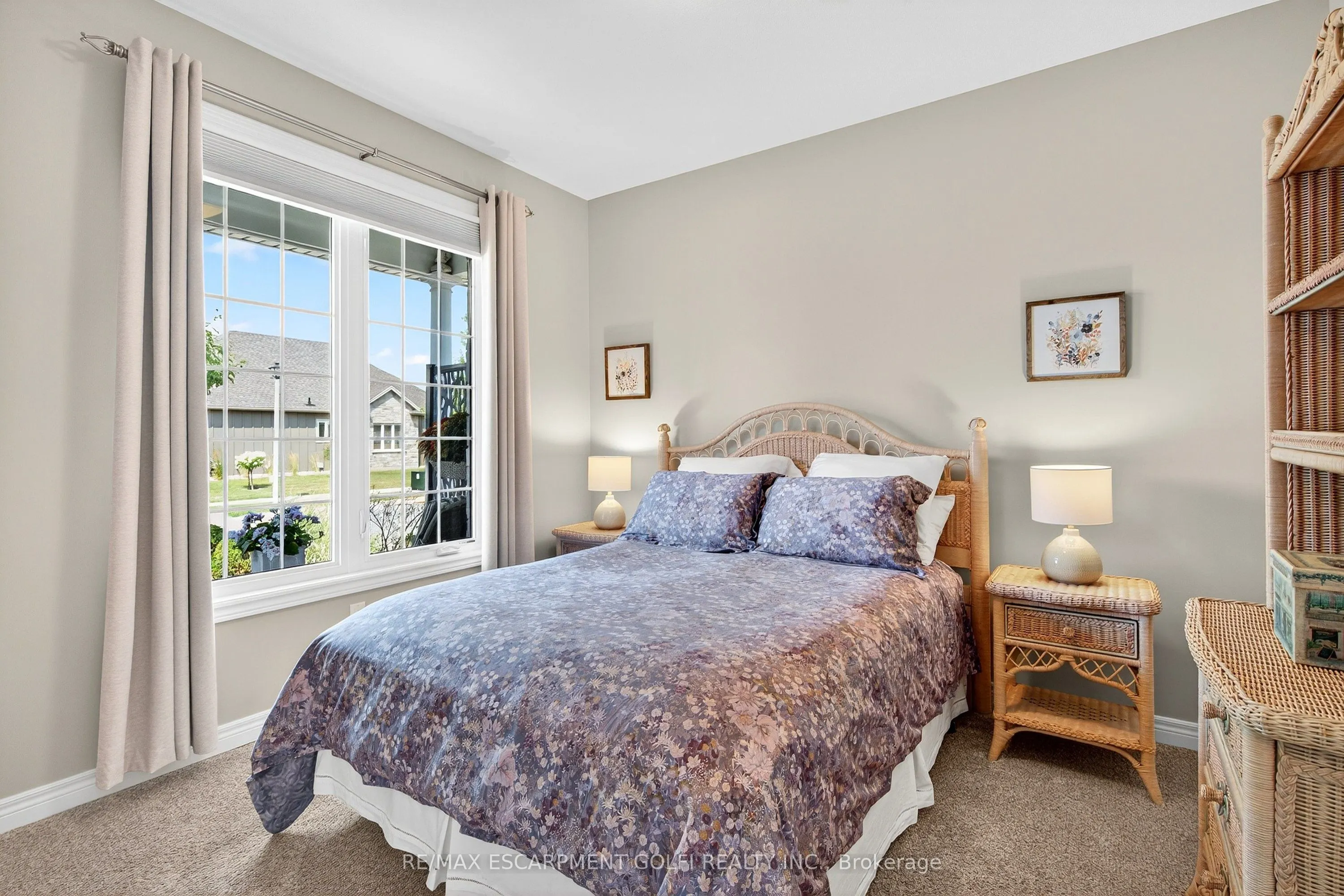25 Pierpoint Drive
