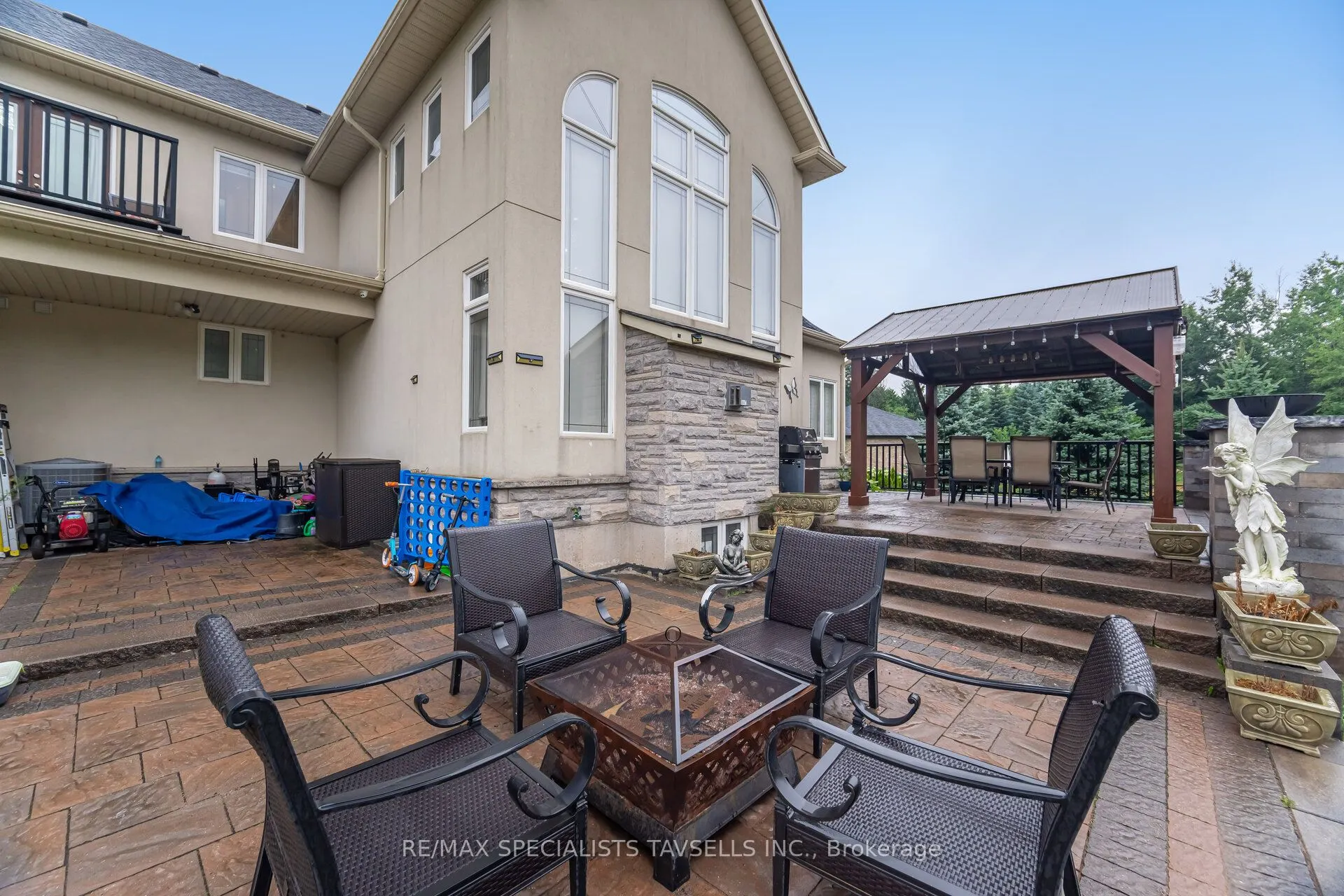 25 Brookhaven Crescent