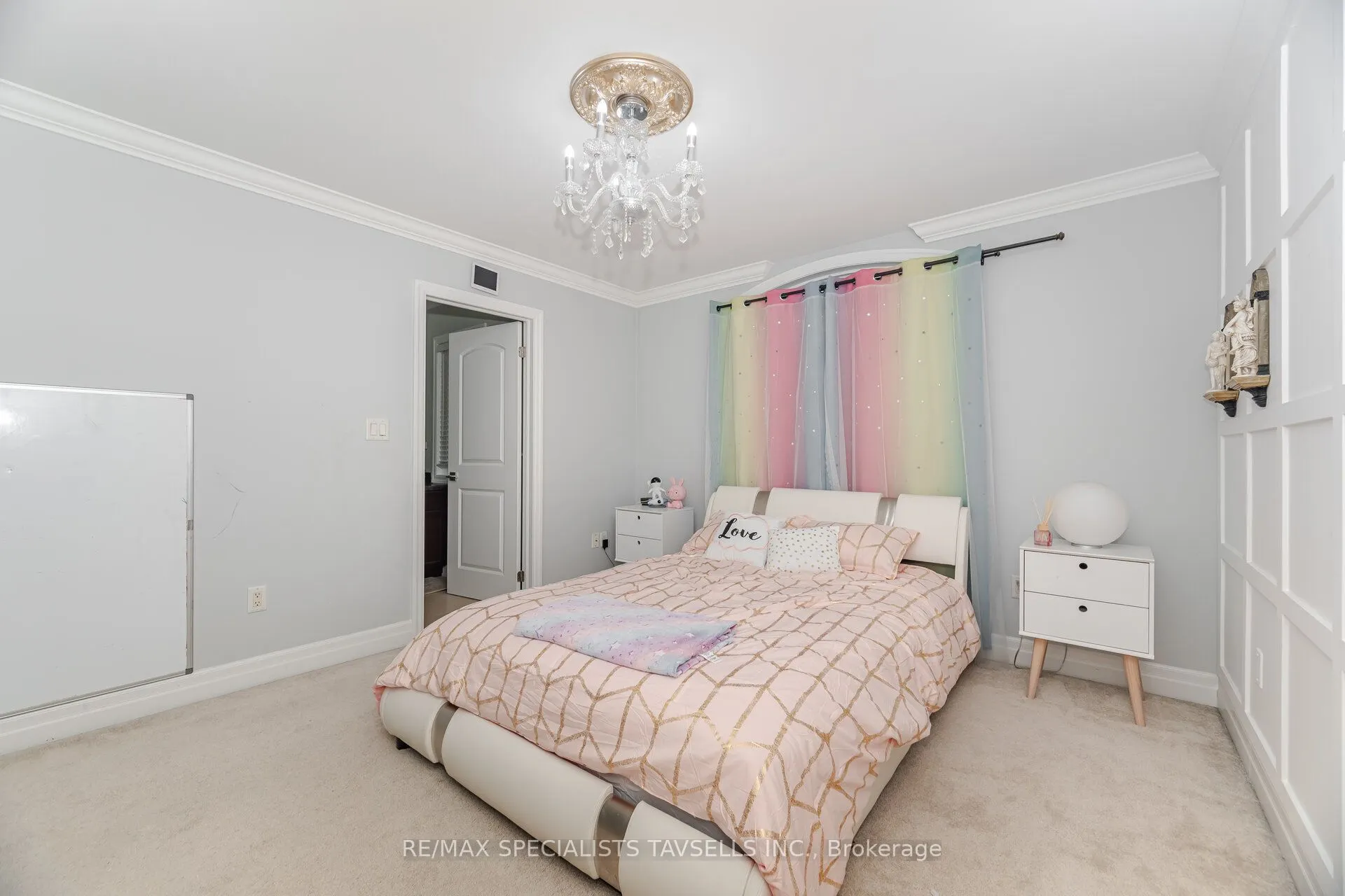 25 Brookhaven Crescent