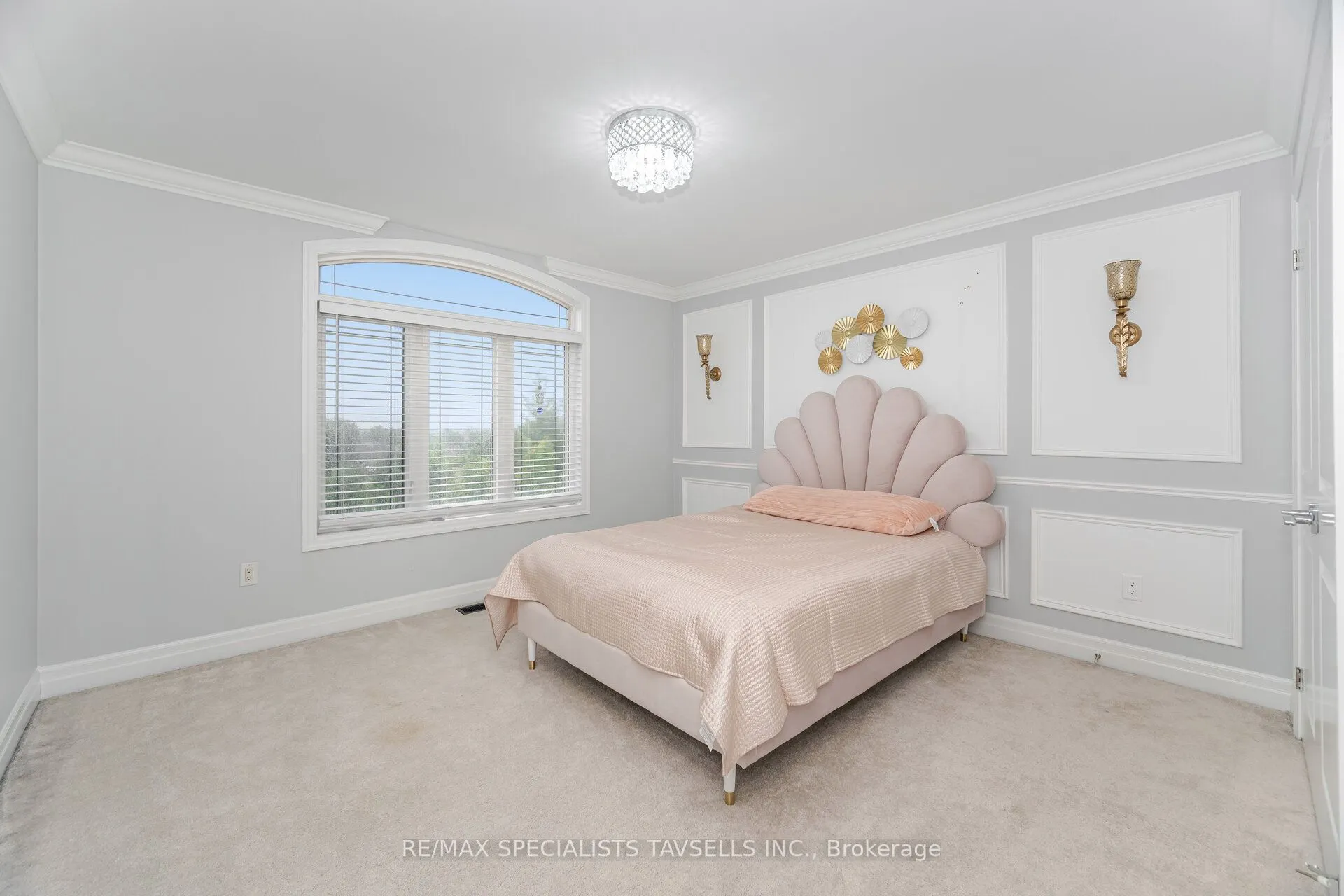 25 Brookhaven Crescent