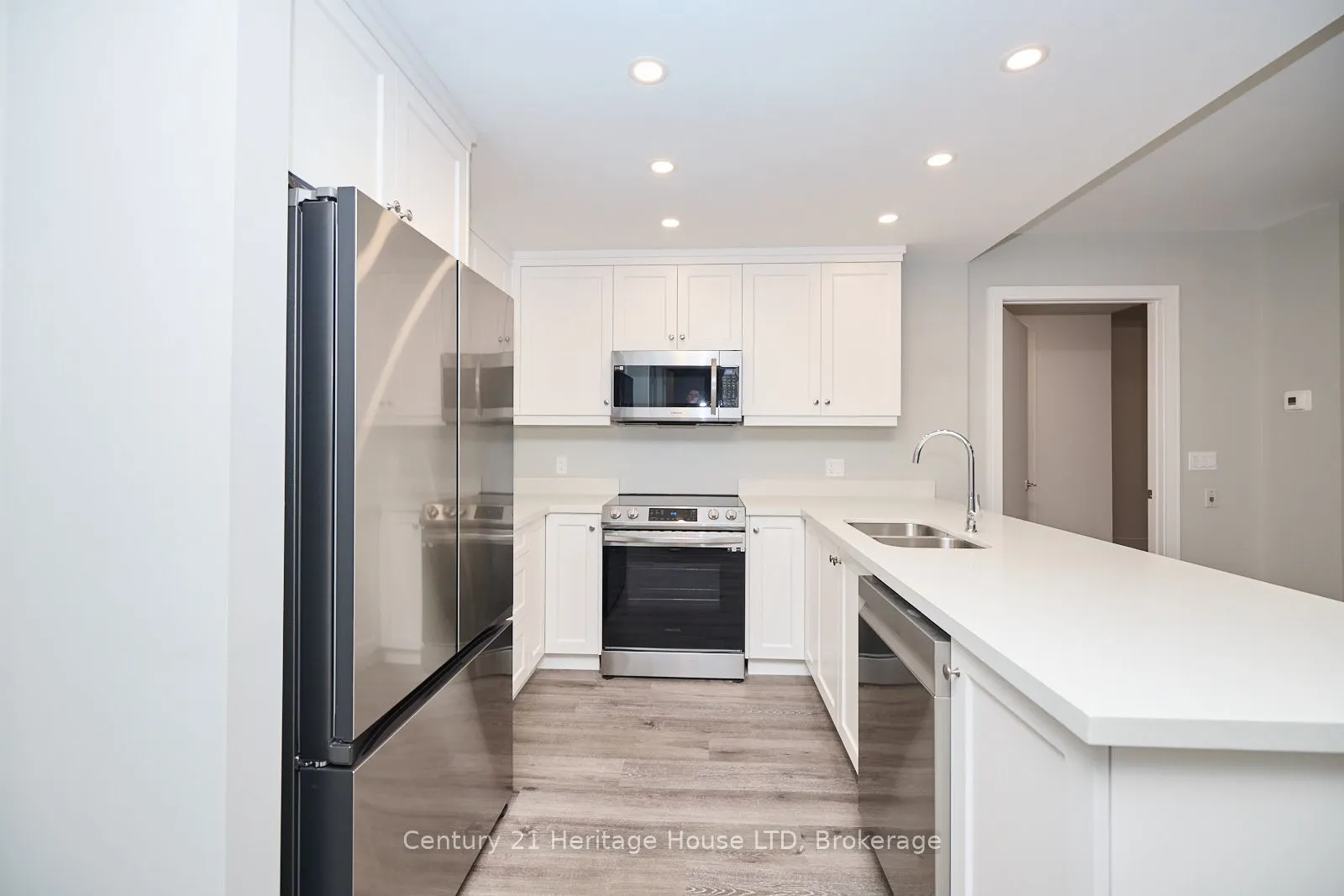 300B Fourth Avenue, #407