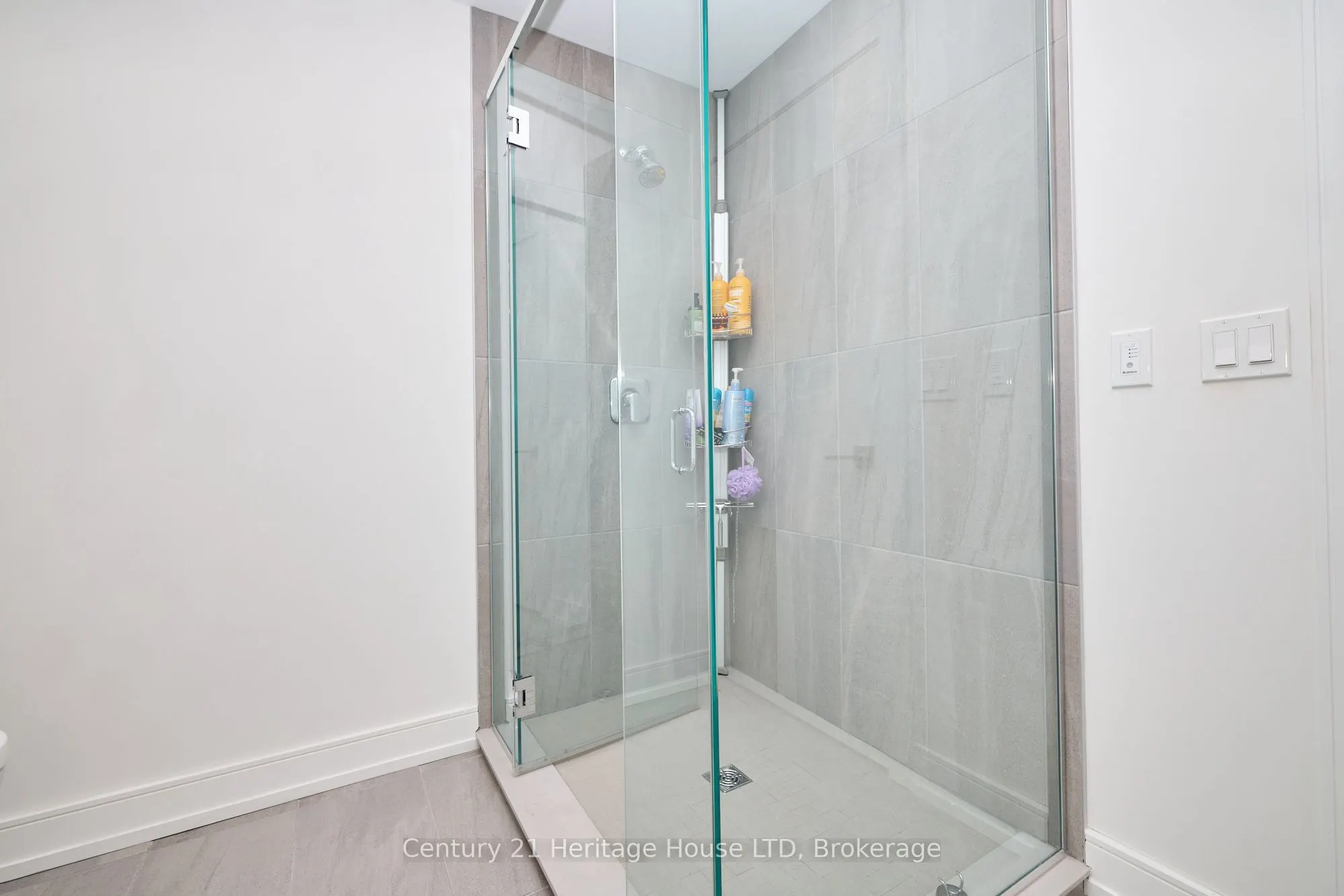 300B Fourth Avenue, #407