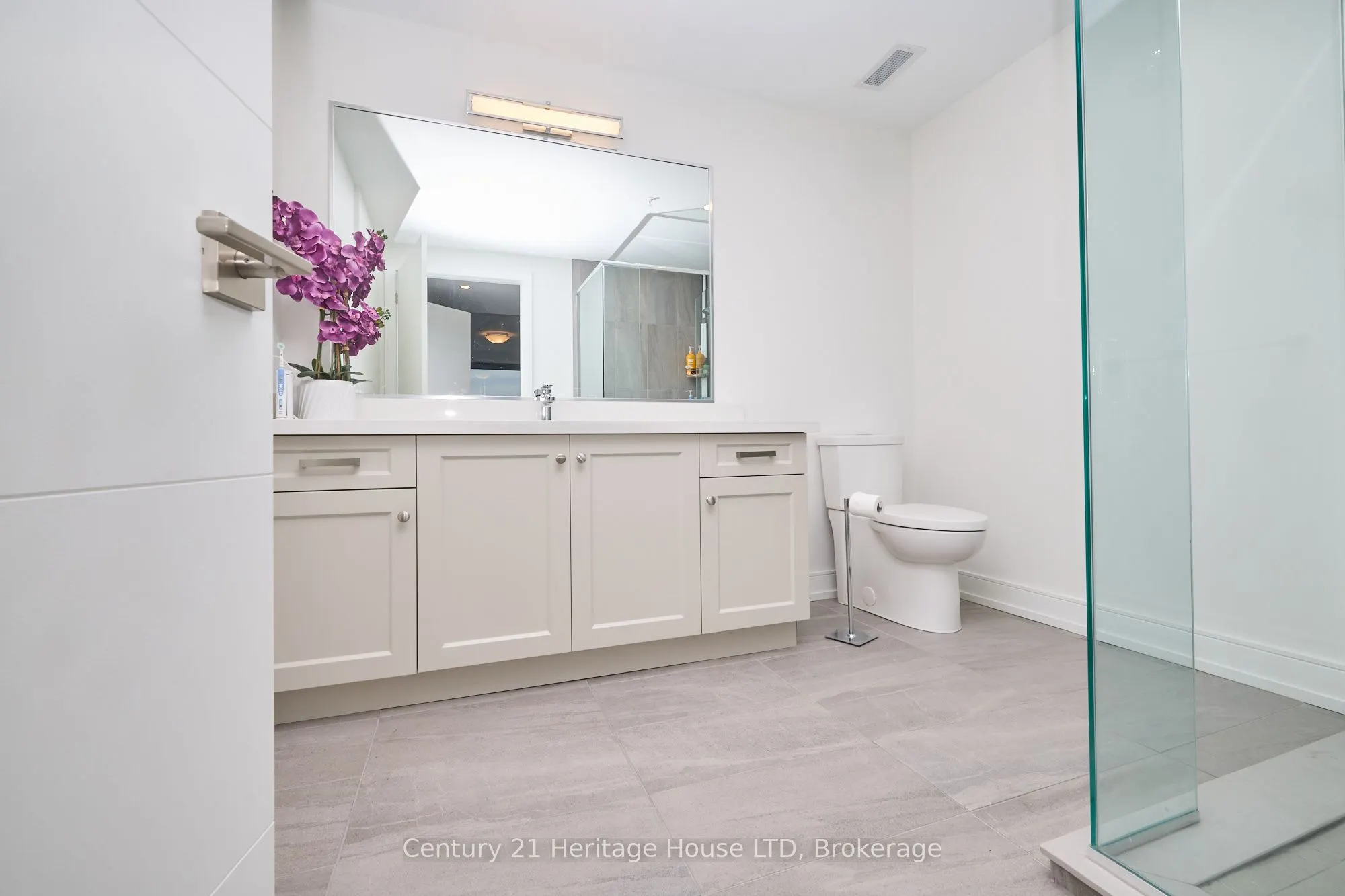 300B Fourth Avenue, #407