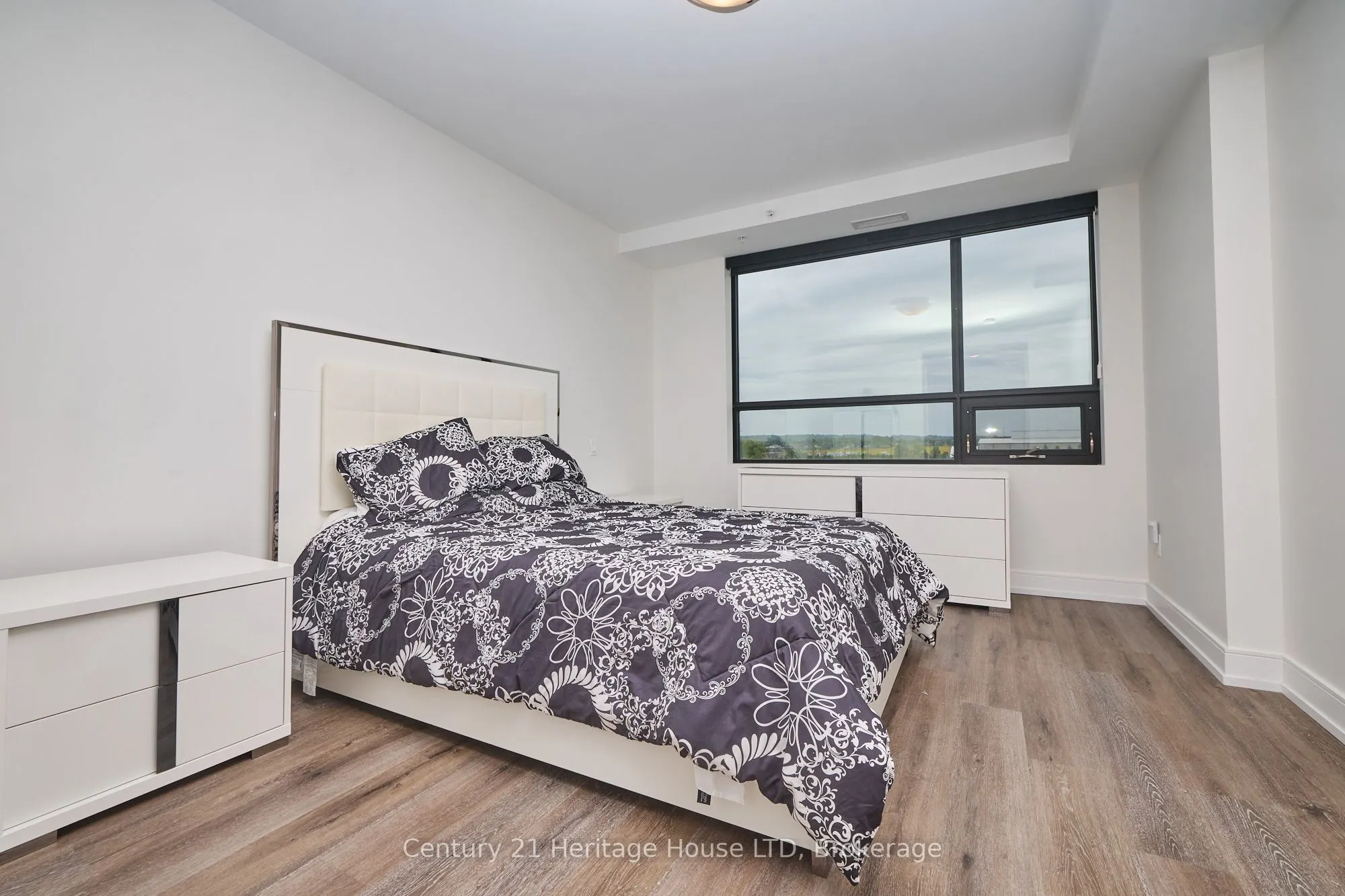 300B Fourth Avenue, #407