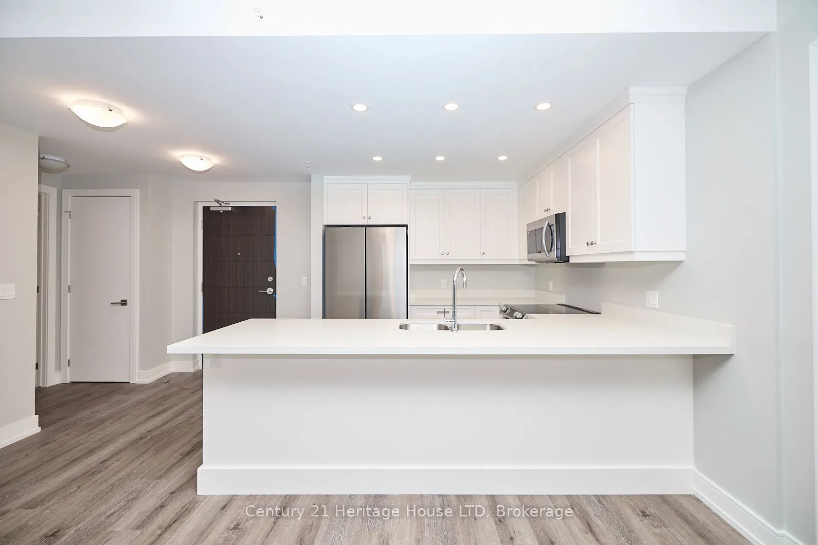 300B Fourth Avenue, #407