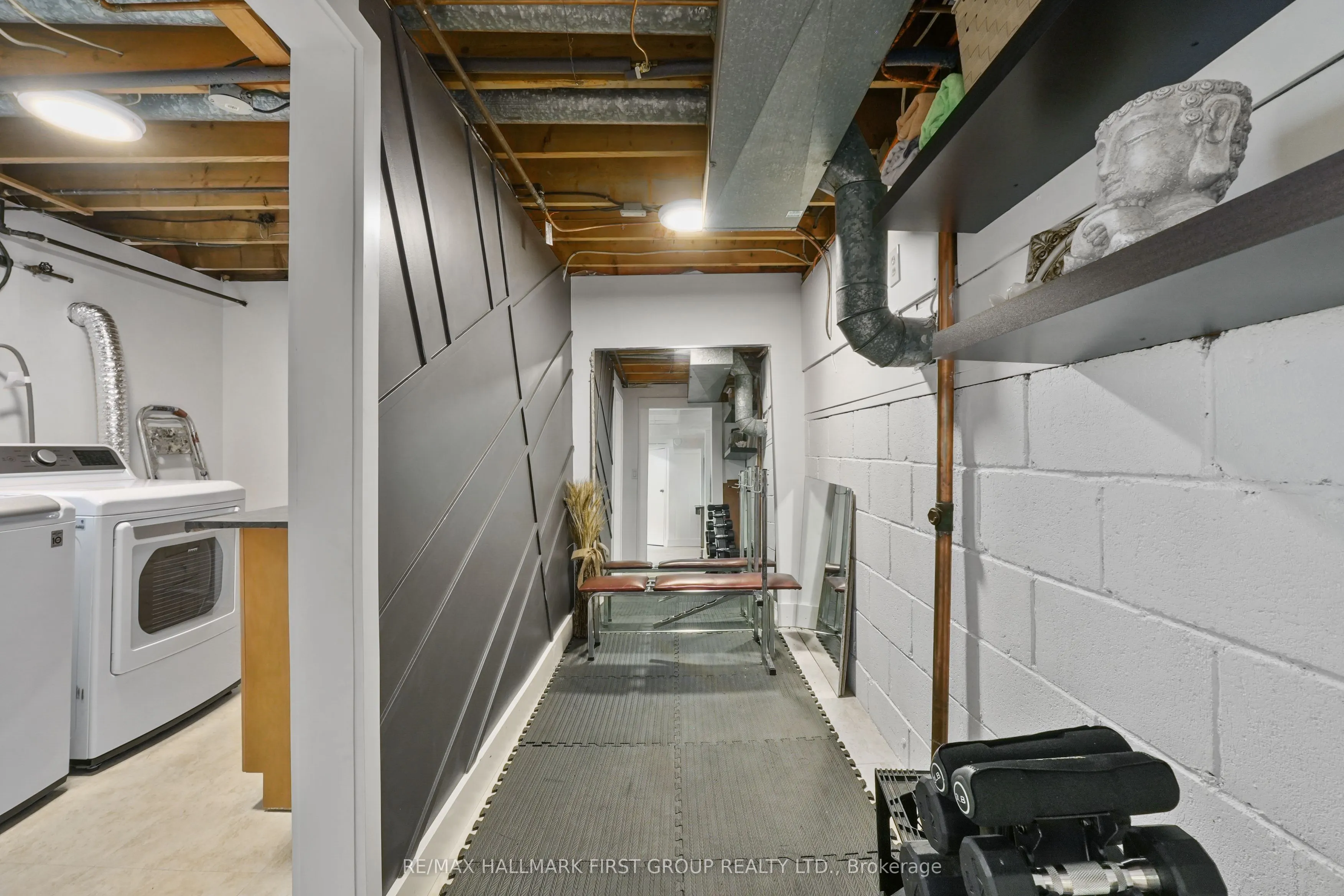 554 Elizabeth Street