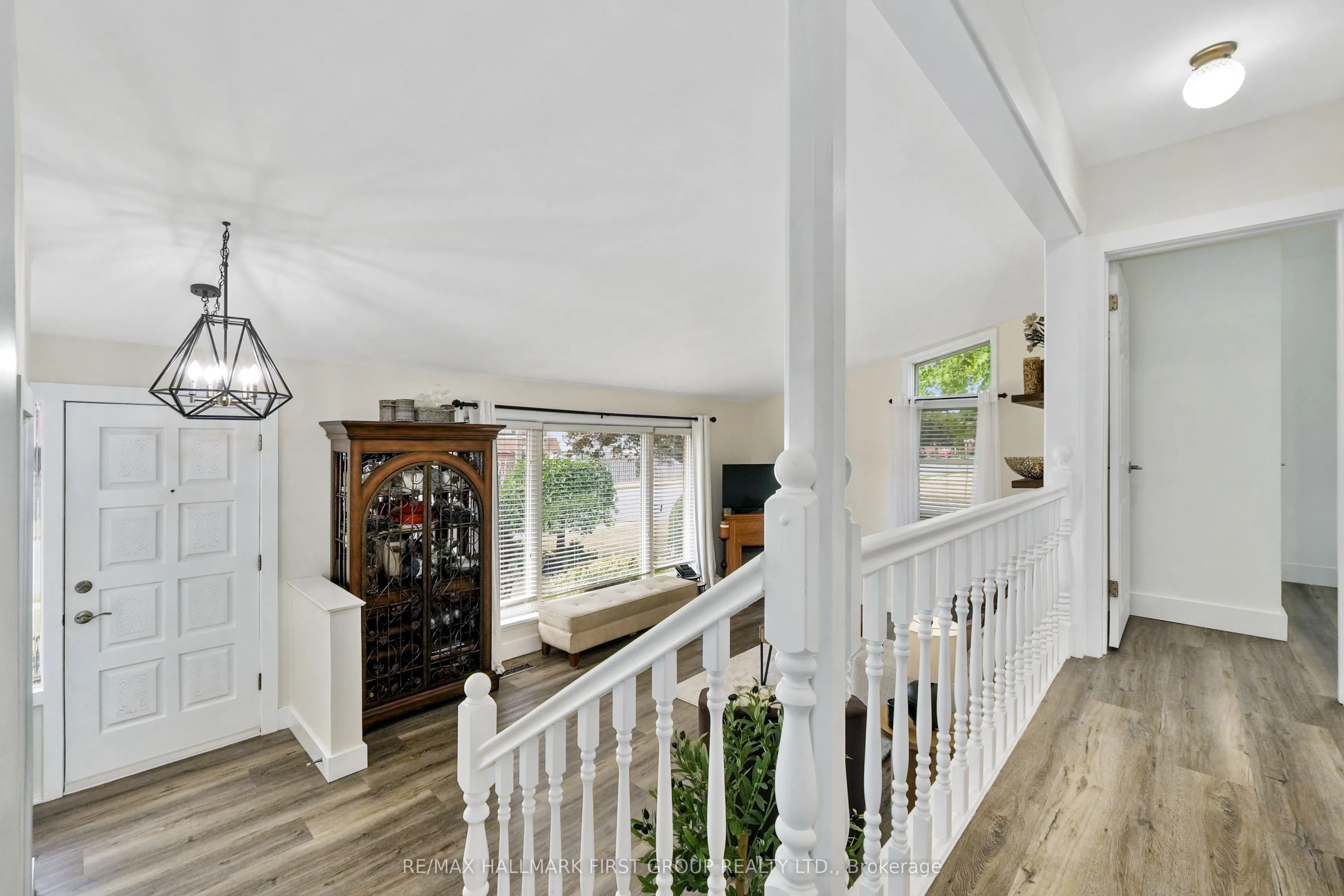 554 Elizabeth Street