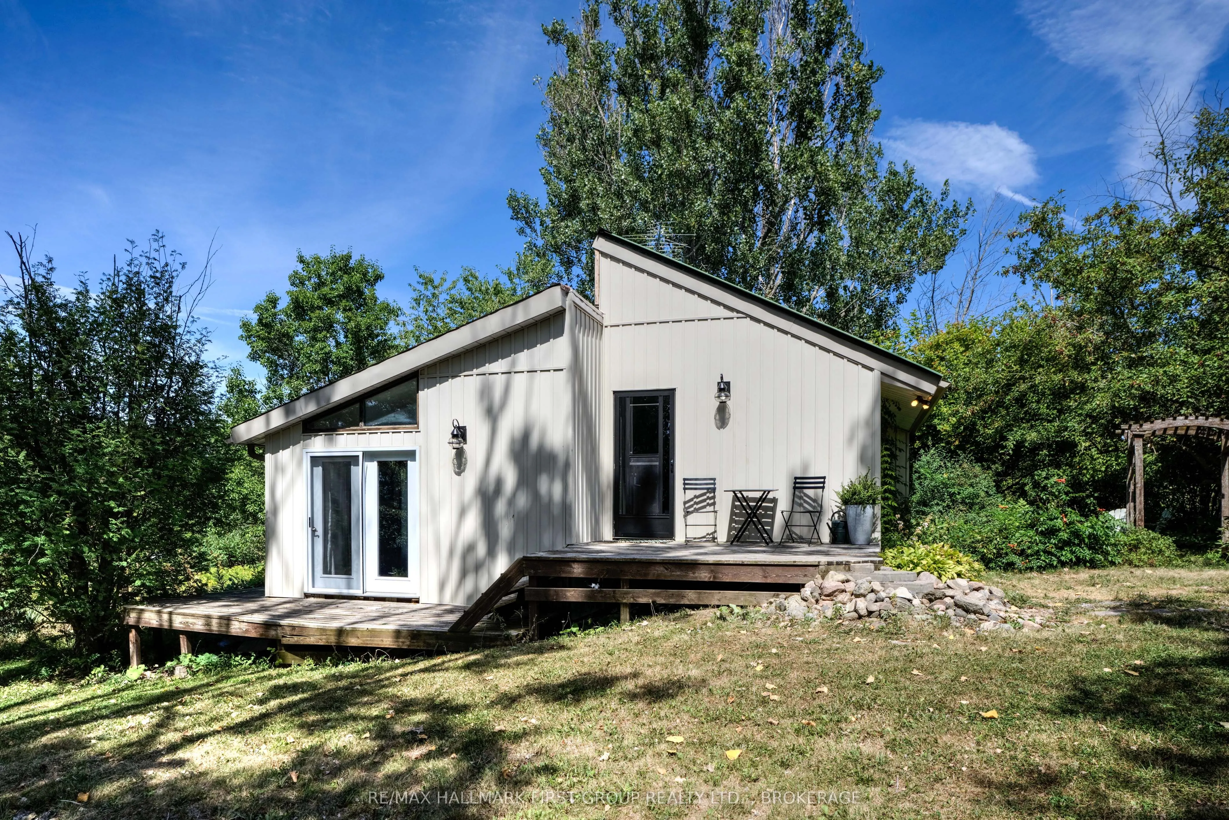 659 Moira Road