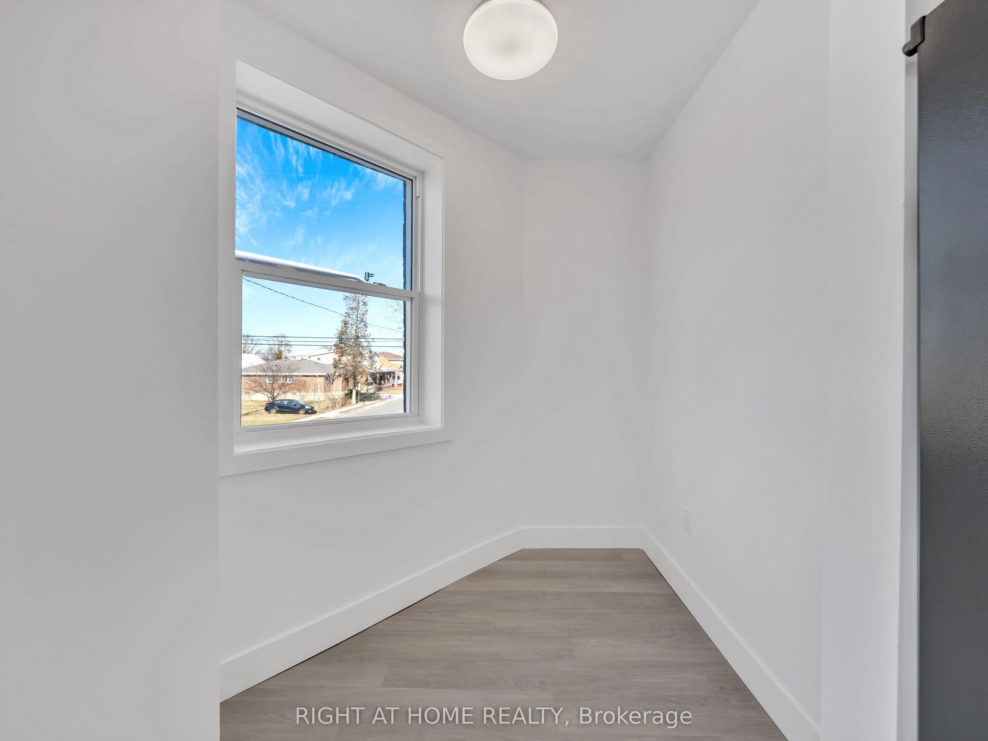 1804 Drouillard Road, #204