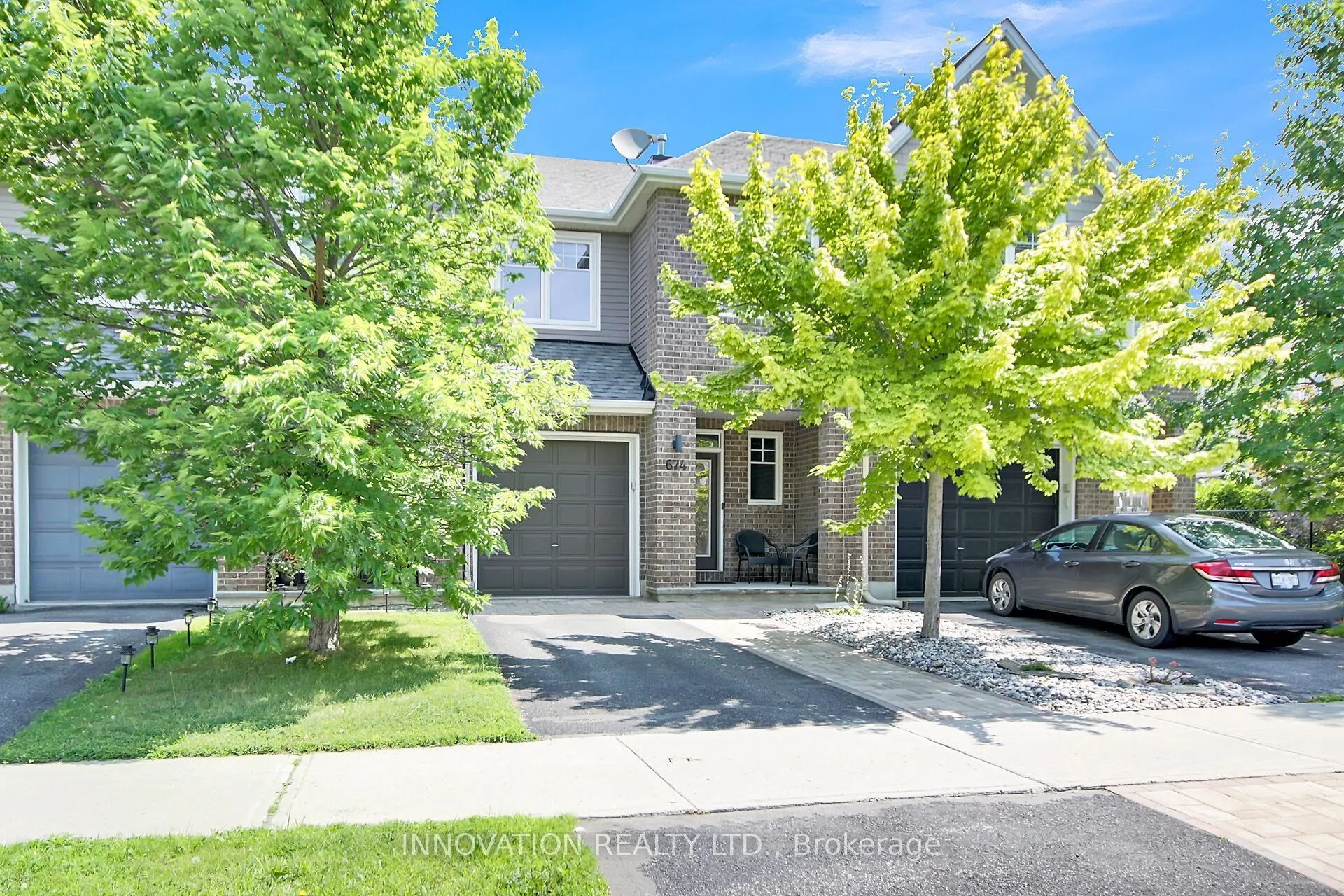 674 White Alder Avenue