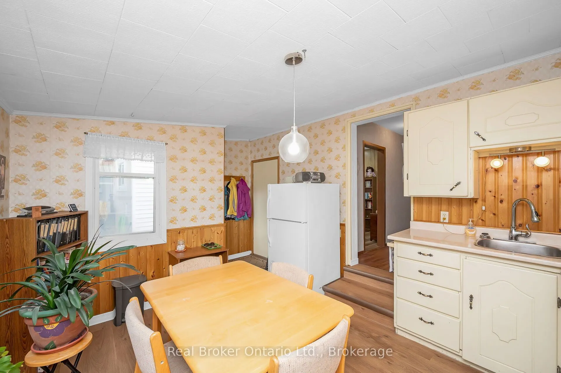 28-1/2 Pelham Road