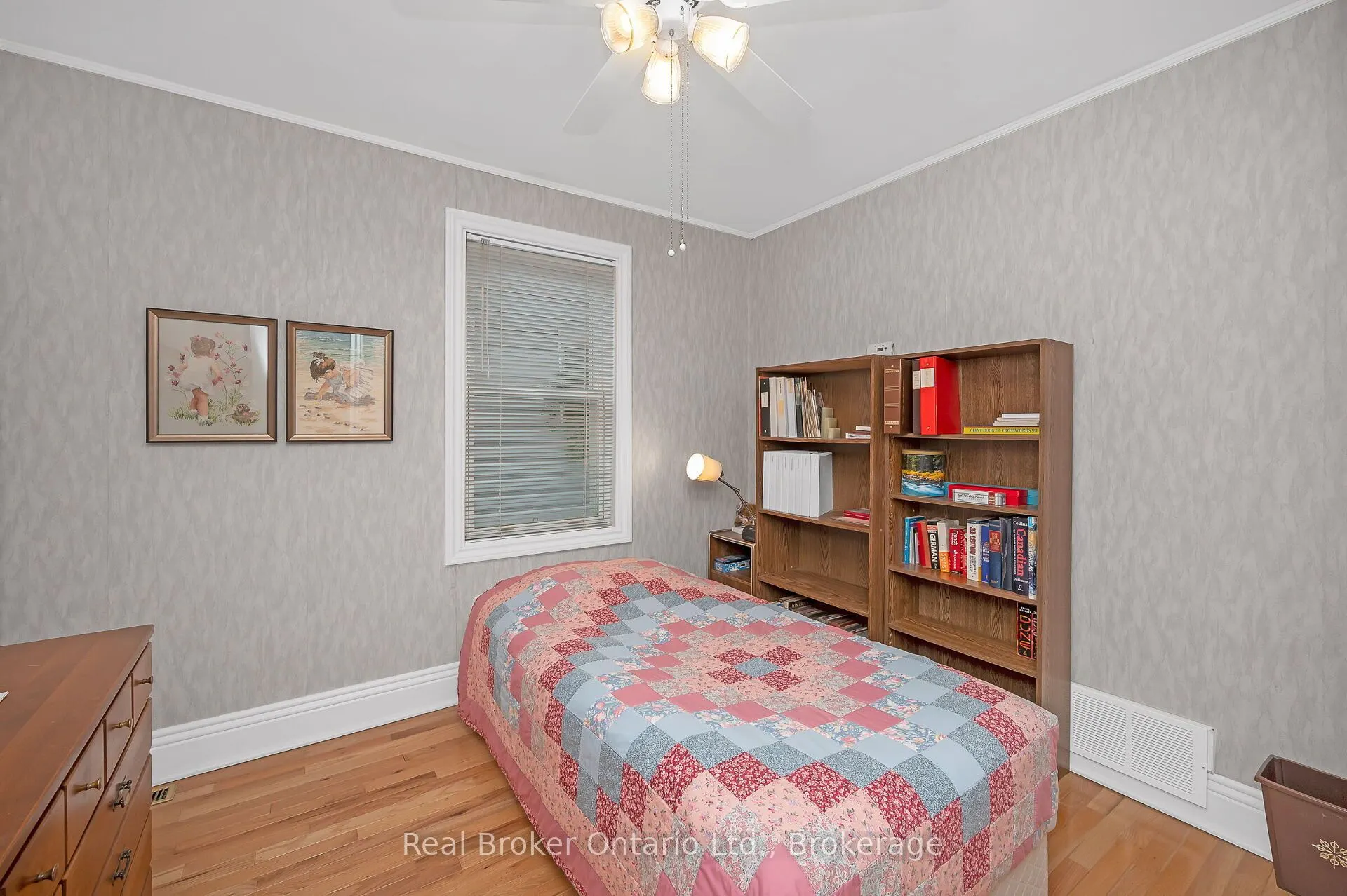 28-1/2 Pelham Road