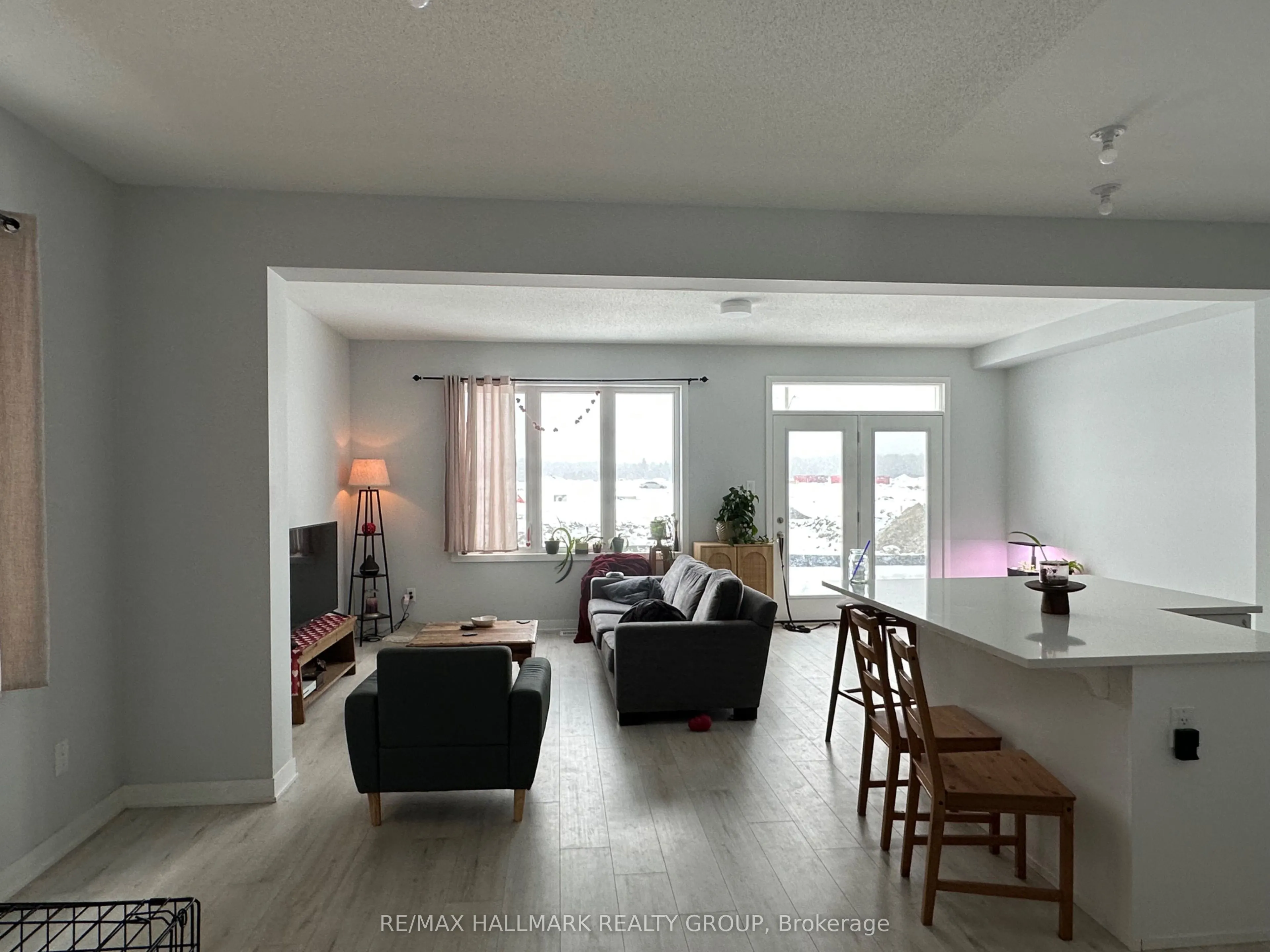 712 Quilter Row