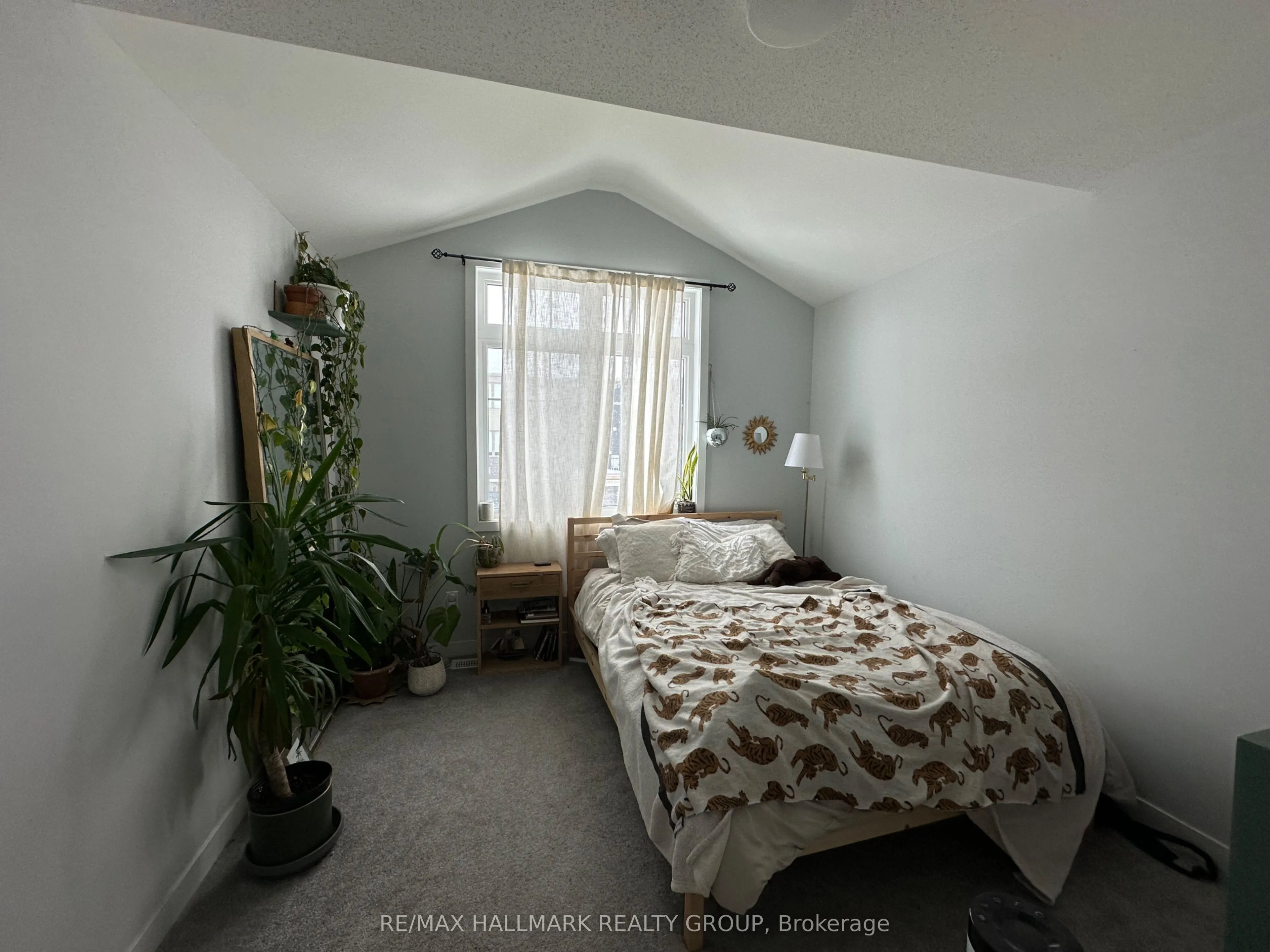 712 Quilter Row