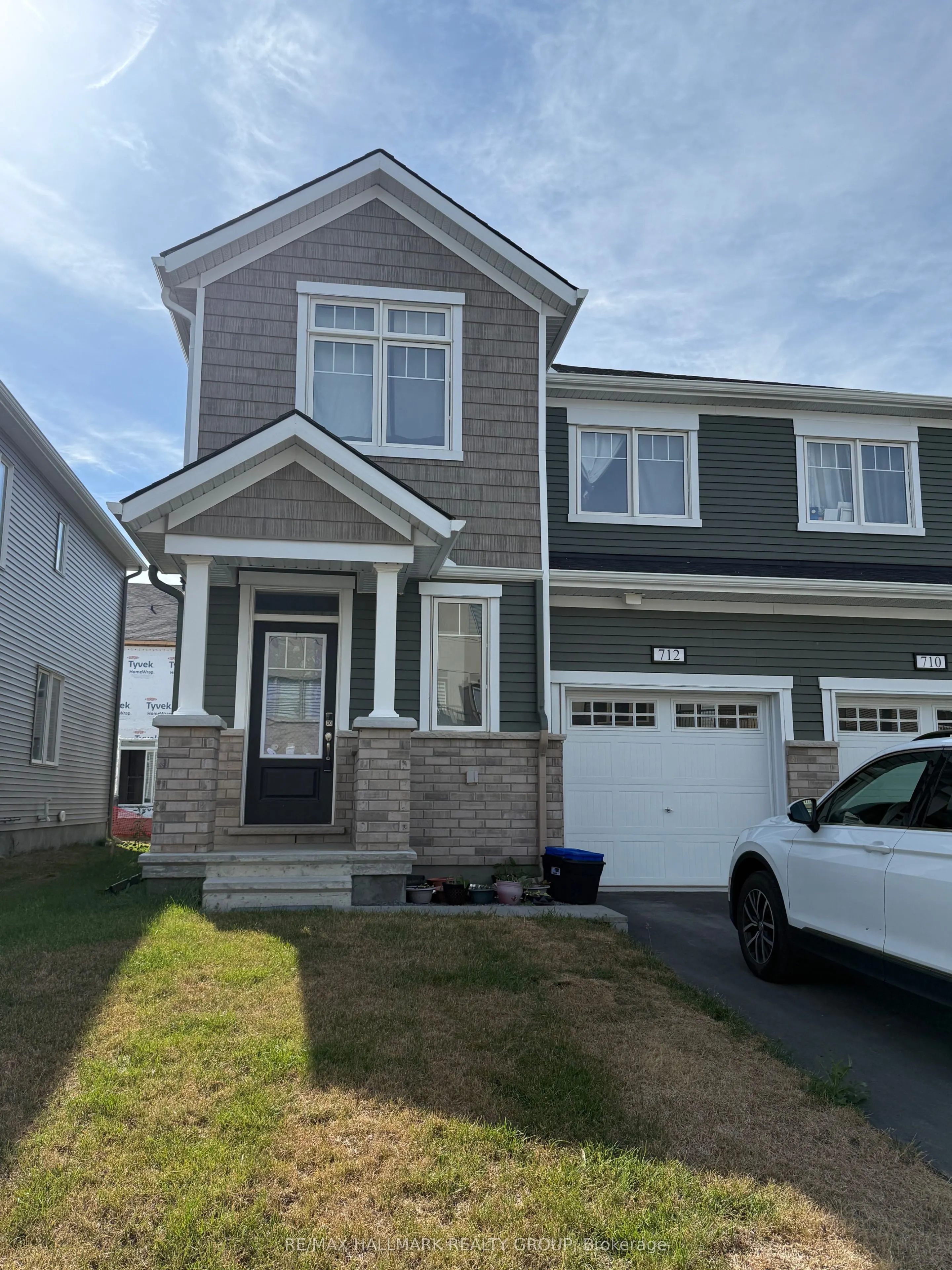 712 Quilter Row