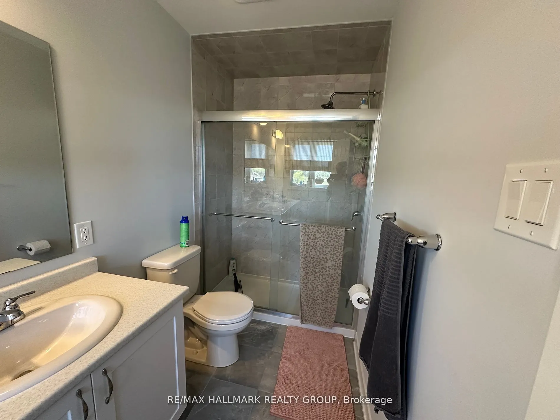 712 Quilter Row
